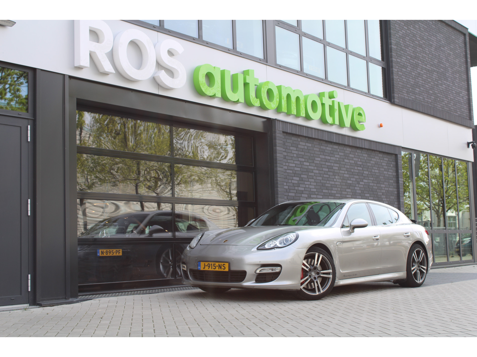 Porsche Panamera 4.8 Turbo 44415797-0.jpg | ROS Automotive