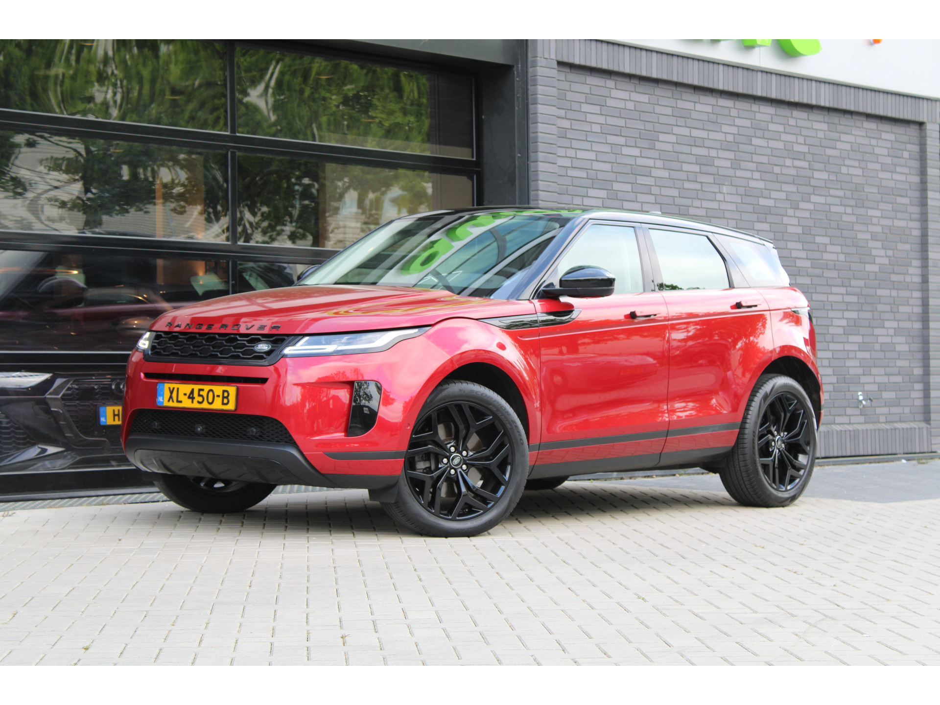 Land Rover Range Rover Evoque 2.0 D180 AWD HSE 44748472-3.jpg | ROS Automotive