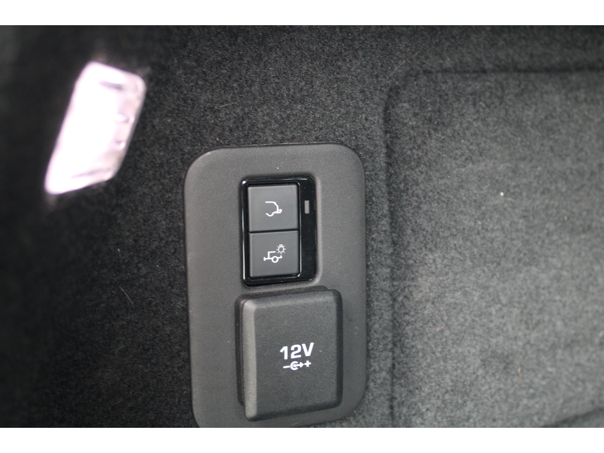Land Rover Range Rover Evoque 2.0 D180 AWD HSE 44748472-42.jpg | ROS Automotive