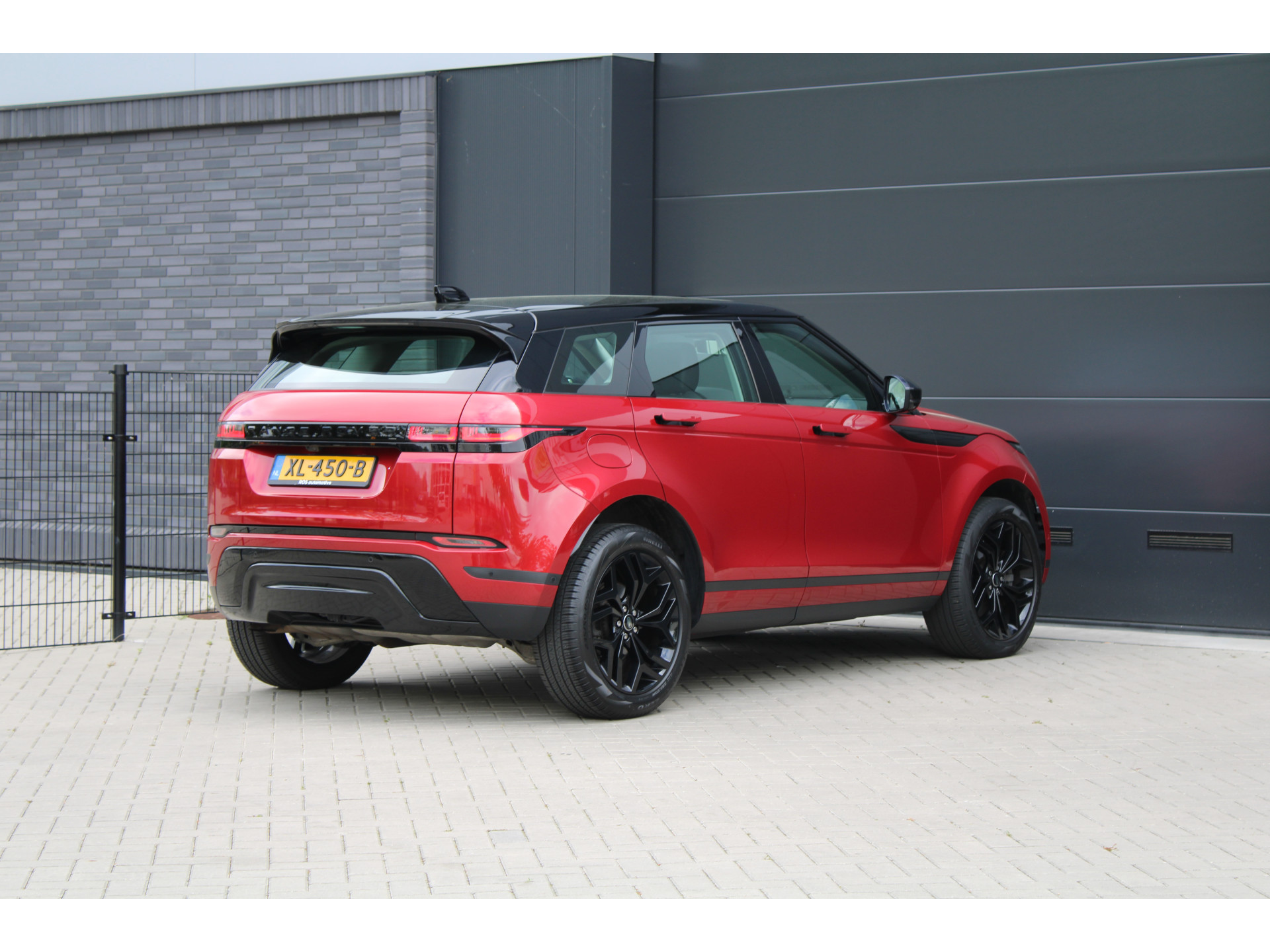 Land Rover Range Rover Evoque 2.0 D180 AWD HSE 44748472-46.jpg | ROS Automotive