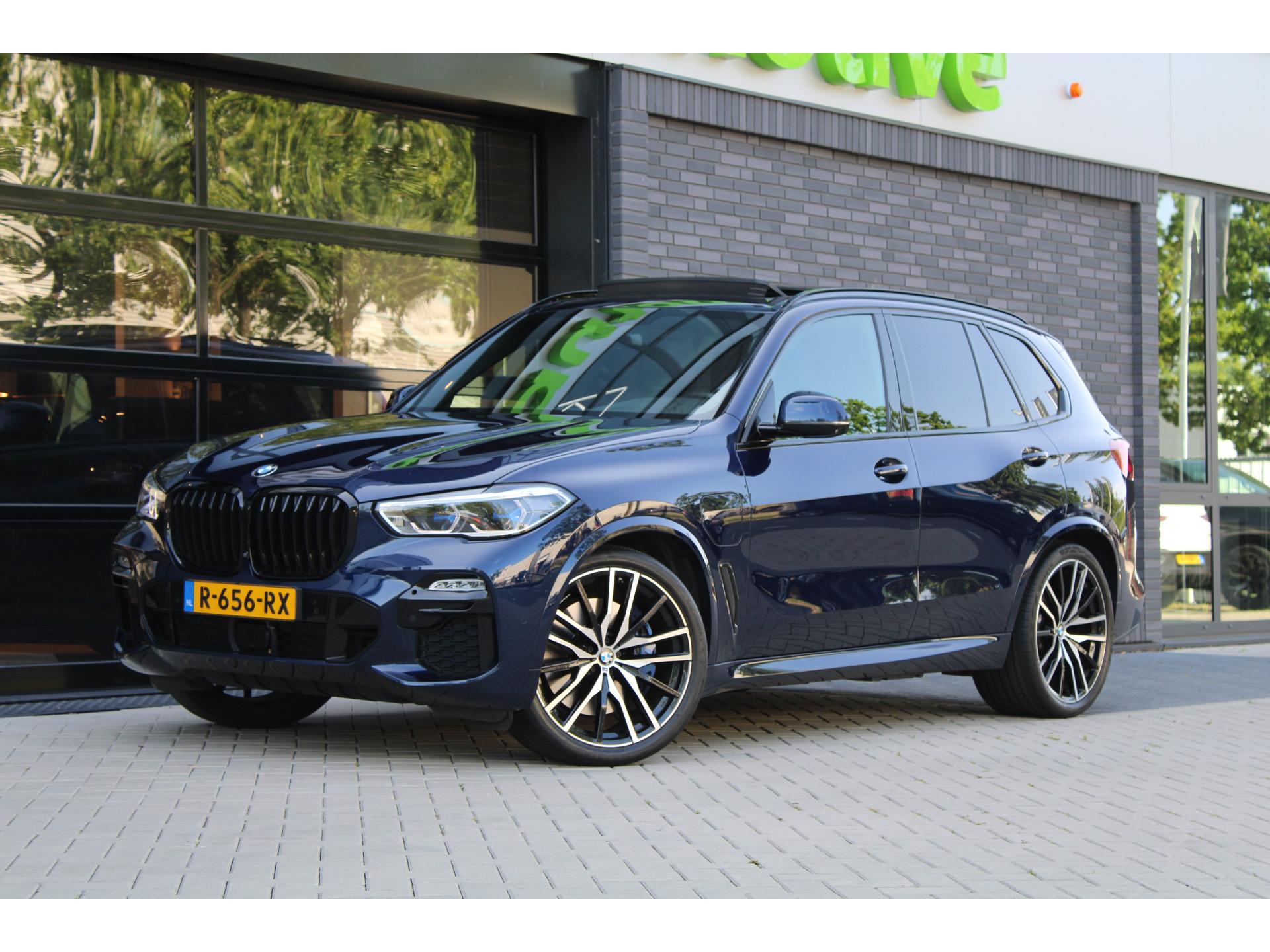 BMW X5 xDrive45e High Executive 45753242-3.jpg | ROS Automotive