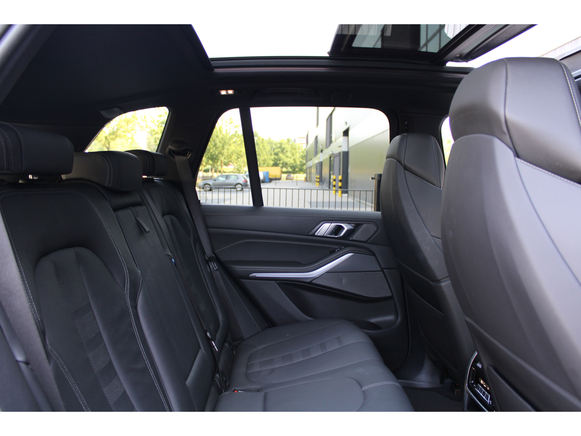 BMW X5 xDrive45e High Executive 45753242-52.jpg | ROS Automotive