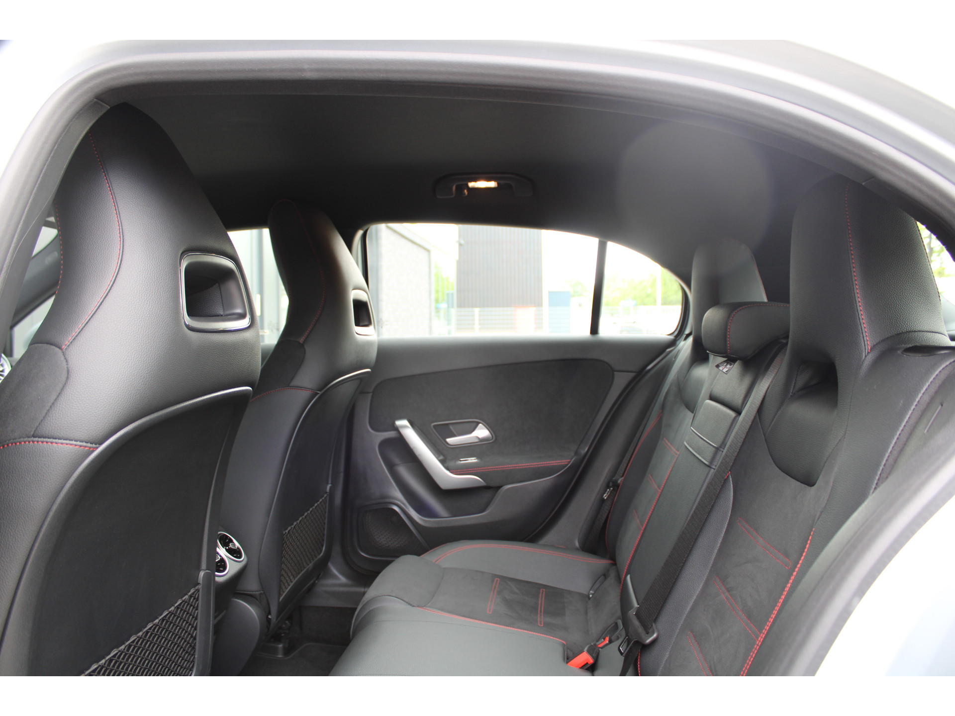 Mercedes-Benz A-Klasse 200 AMG Line 45939128-32.jpg | ROS Automotive