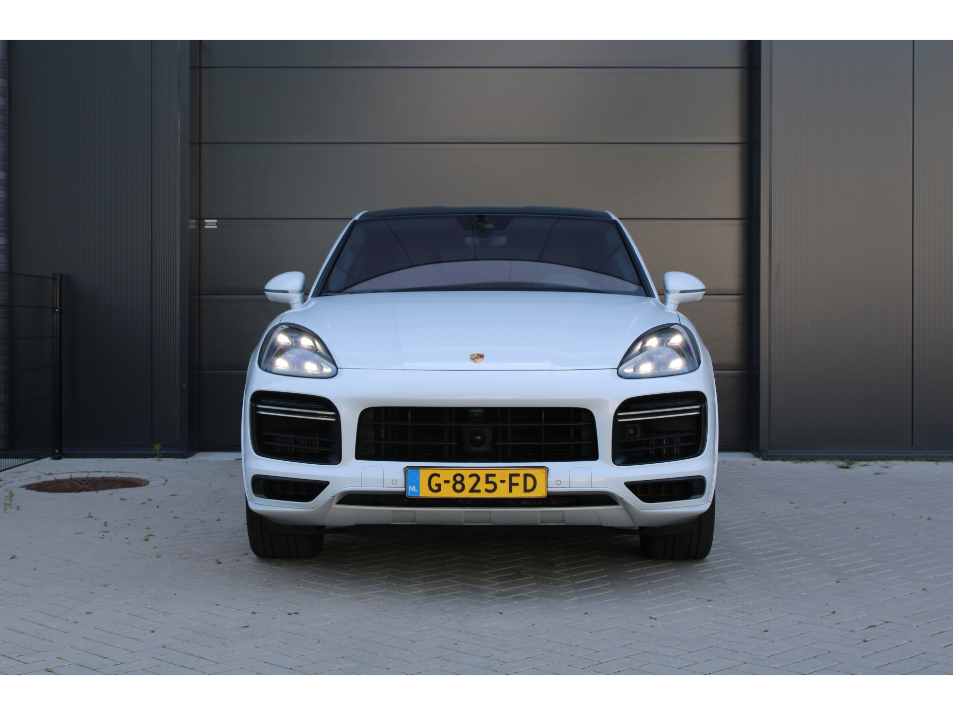 Porsche Cayenne Coupé 4.0 Turbo 46163800-12.jpg | ROS Automotive