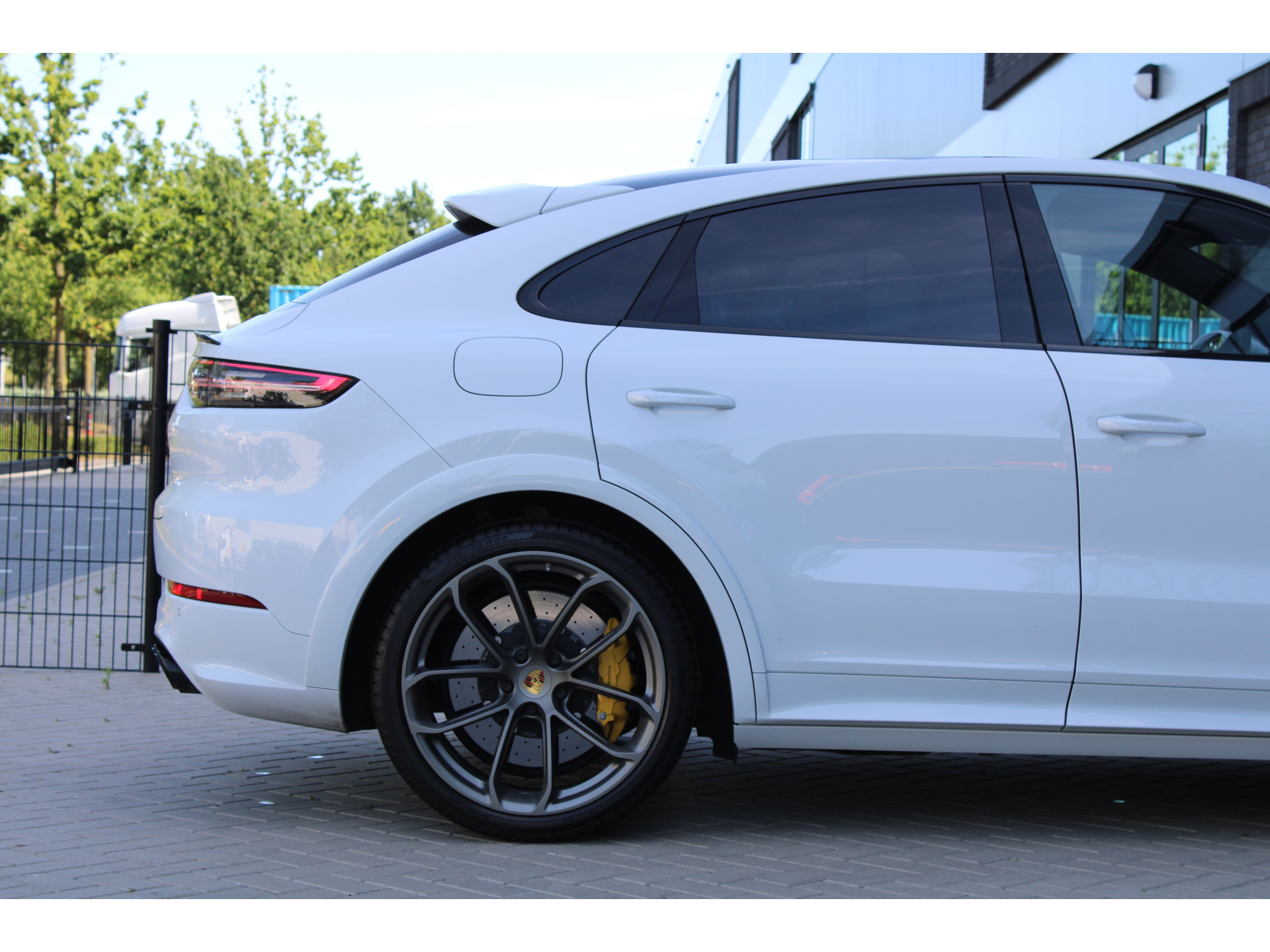 Porsche Cayenne Coupé 4.0 Turbo 46163800-16.jpg | ROS Automotive