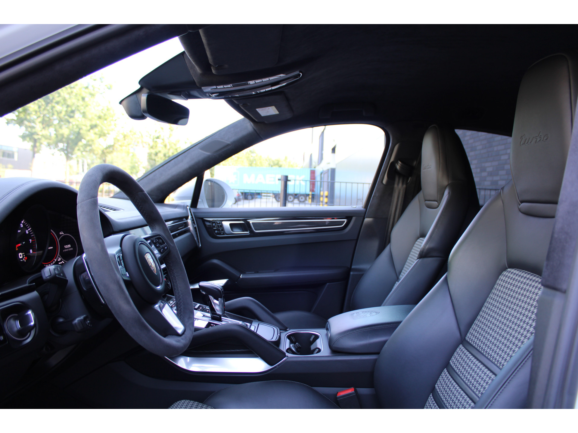 Porsche Cayenne Coupé 4.0 Turbo 46163800-25.jpg | ROS Automotive