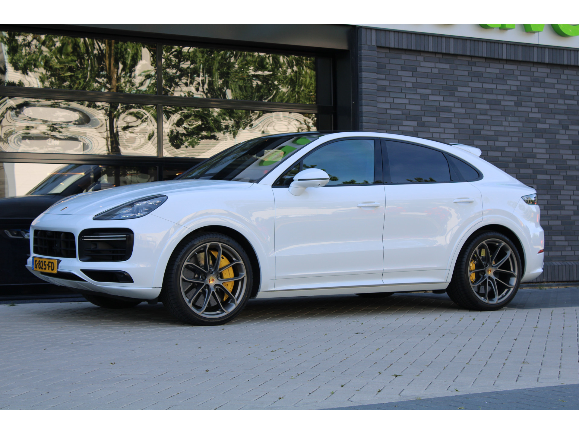 Porsche Cayenne Coupé 4.0 Turbo 46163800-6.jpg | ROS Automotive