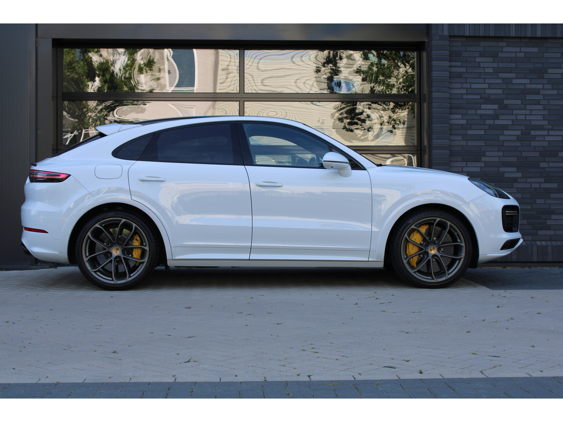 Porsche Cayenne Coupé 4.0 Turbo 46163800-8.jpg | ROS Automotive