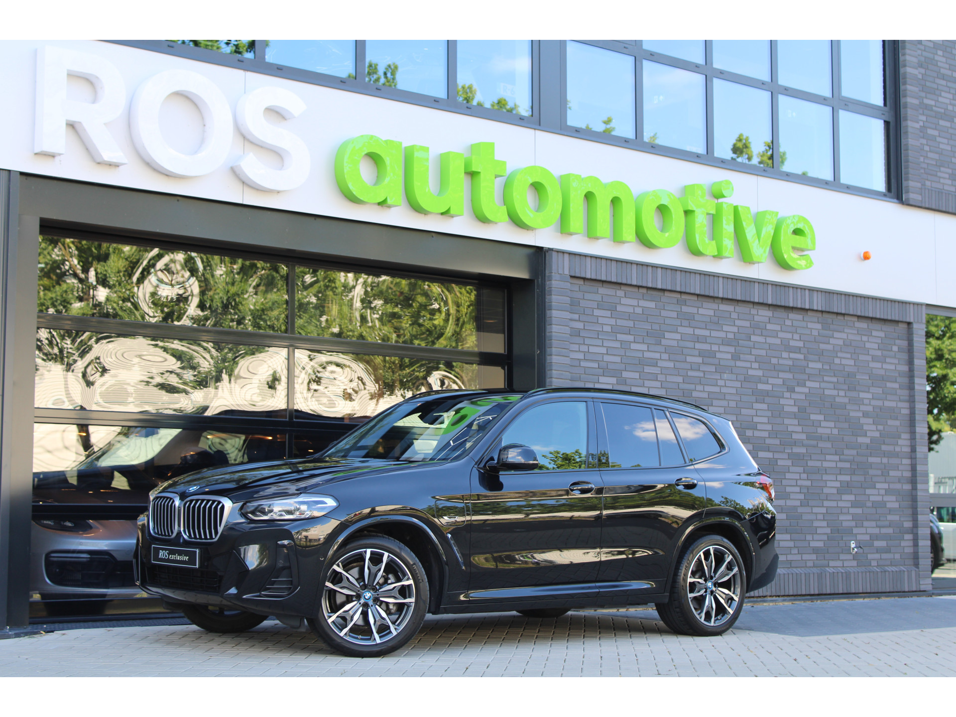 BMW X3 xDrive30e High Executive 46469642-0.jpg | ROS Automotive