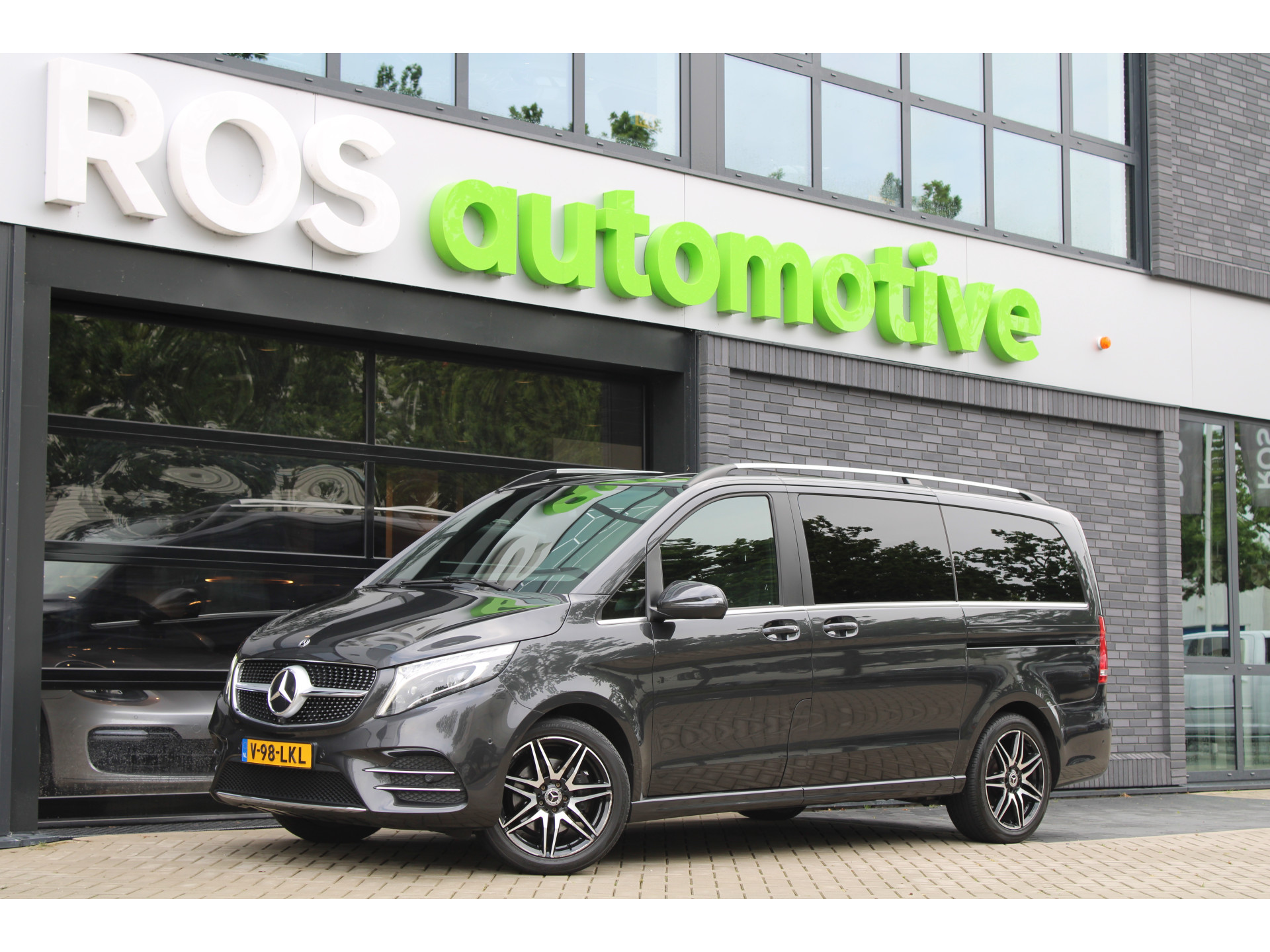 Mercedes-Benz V-Klasse 300d 4-MATIC Lang DC Avantgarde 46564237-0.jpg | ROS Automotive