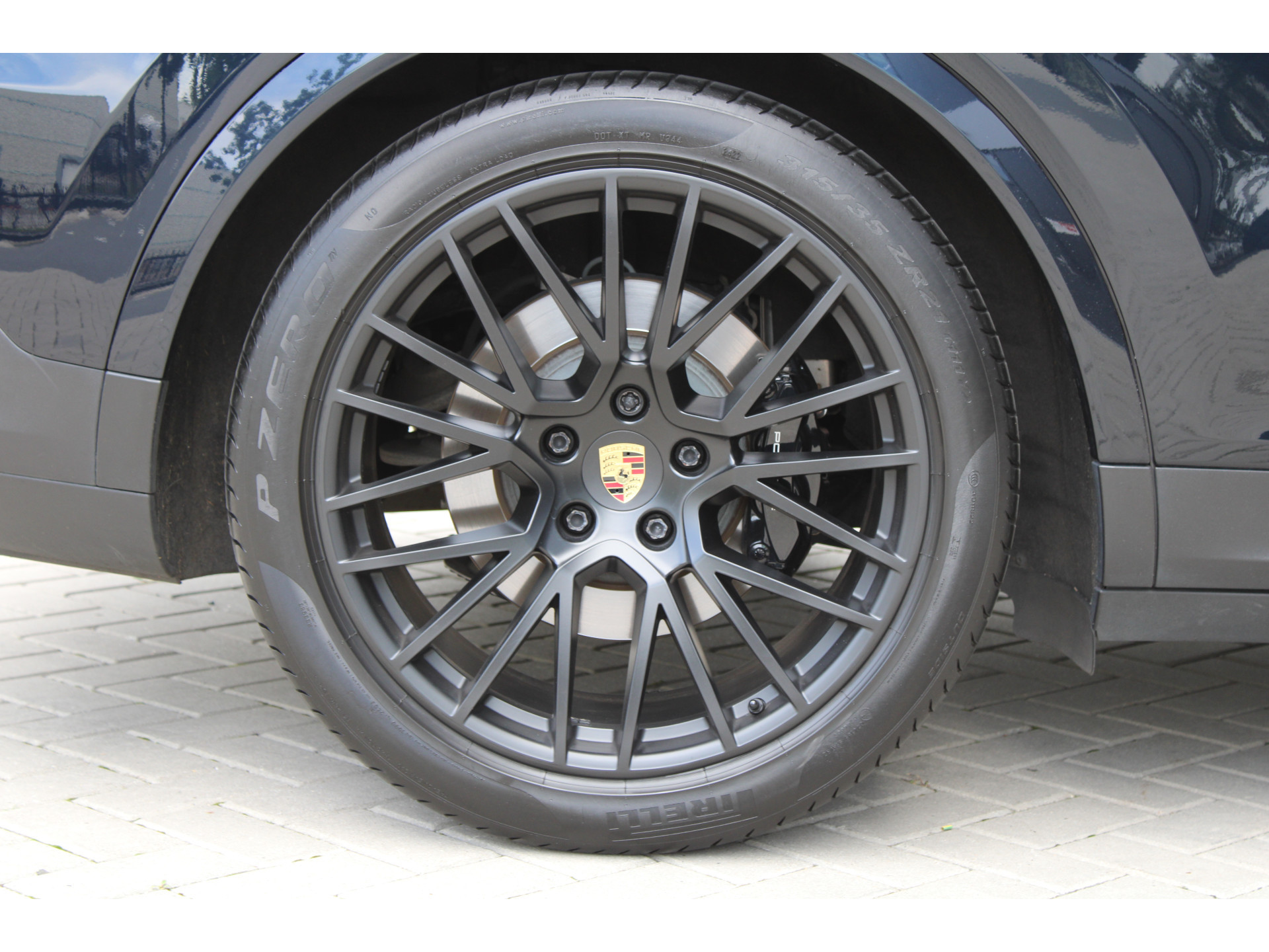 Porsche Cayenne Coupé 3.0 E-Hybrid Platinum Edition 46741622-14.jpg | ROS Automotive