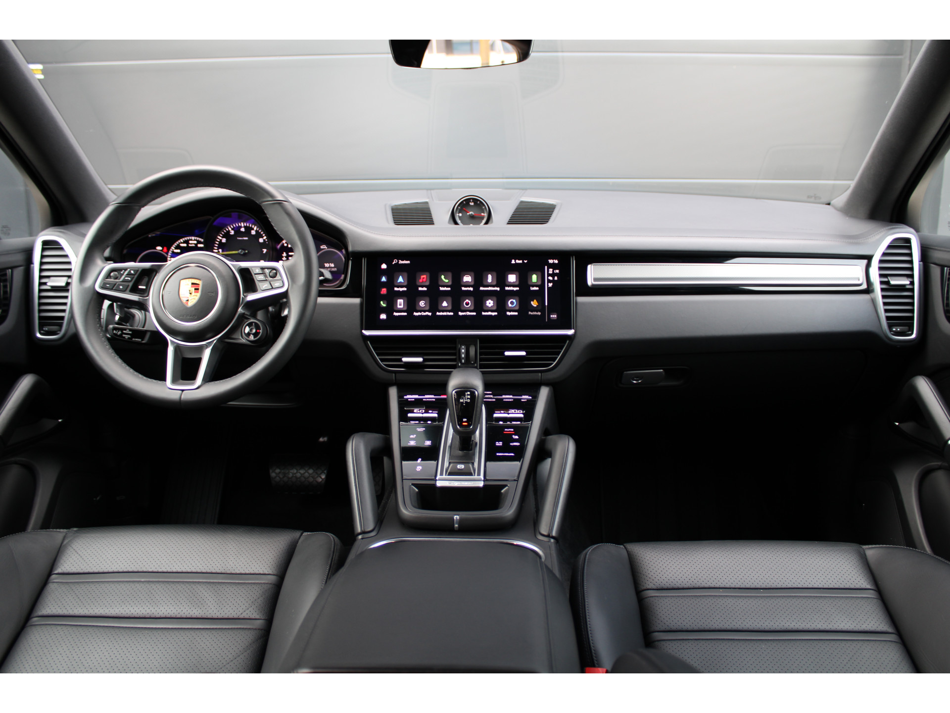 Porsche Cayenne Coupé 3.0 E-Hybrid Platinum Edition 46741622-23.jpg | ROS Automotive