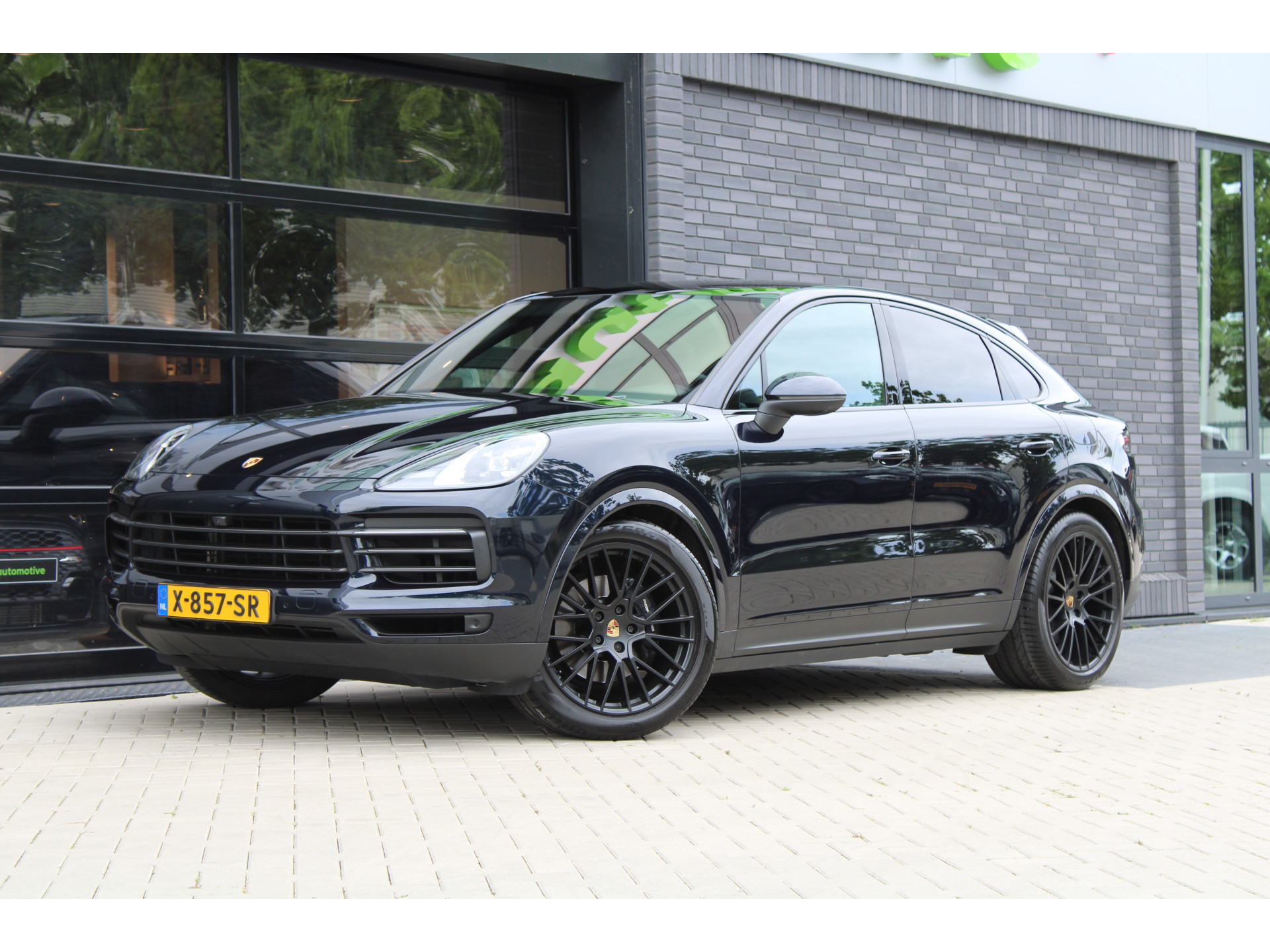 Porsche Cayenne Coupé 3.0 E-Hybrid Platinum Edition 46741622-3.jpg | ROS Automotive