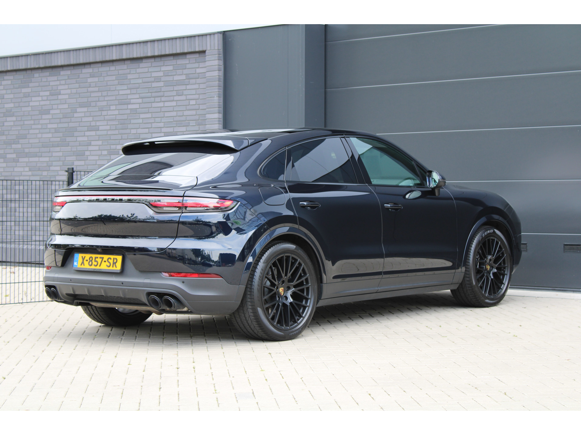 Porsche Cayenne Coupé 3.0 E-Hybrid Platinum Edition 46741622-51.jpg | ROS Automotive