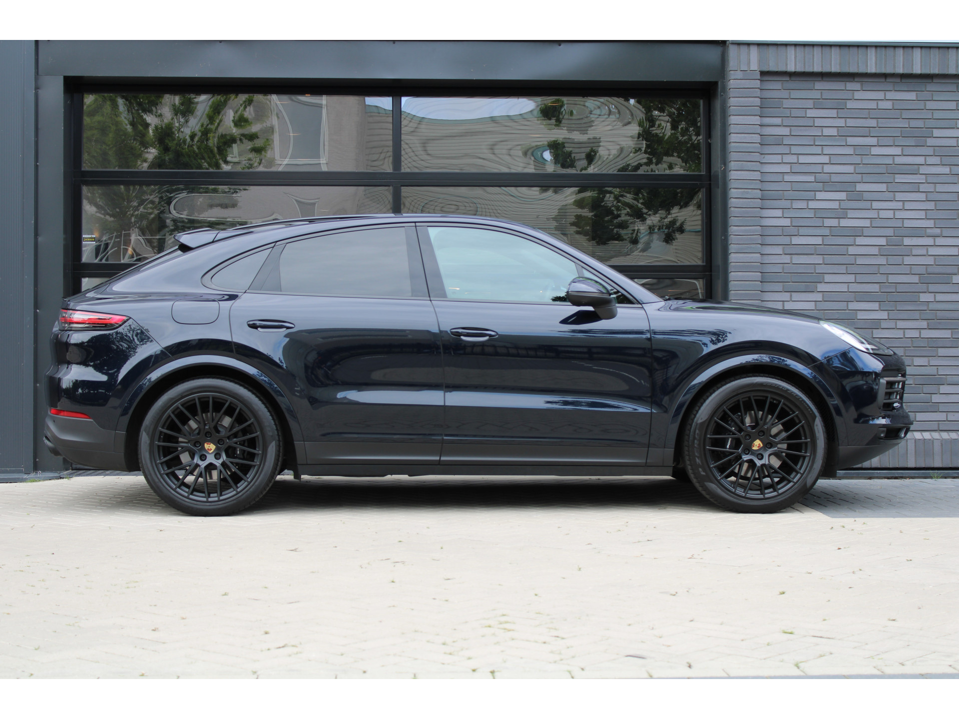 Porsche Cayenne Coupé 3.0 E-Hybrid Platinum Edition 46741622-7.jpg | ROS Automotive