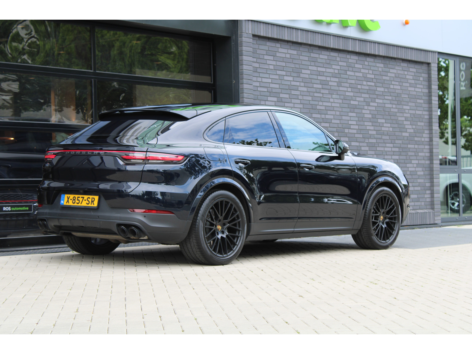 Porsche Cayenne Coupé 3.0 E-Hybrid Platinum Edition 46741622-9.jpg | ROS Automotive