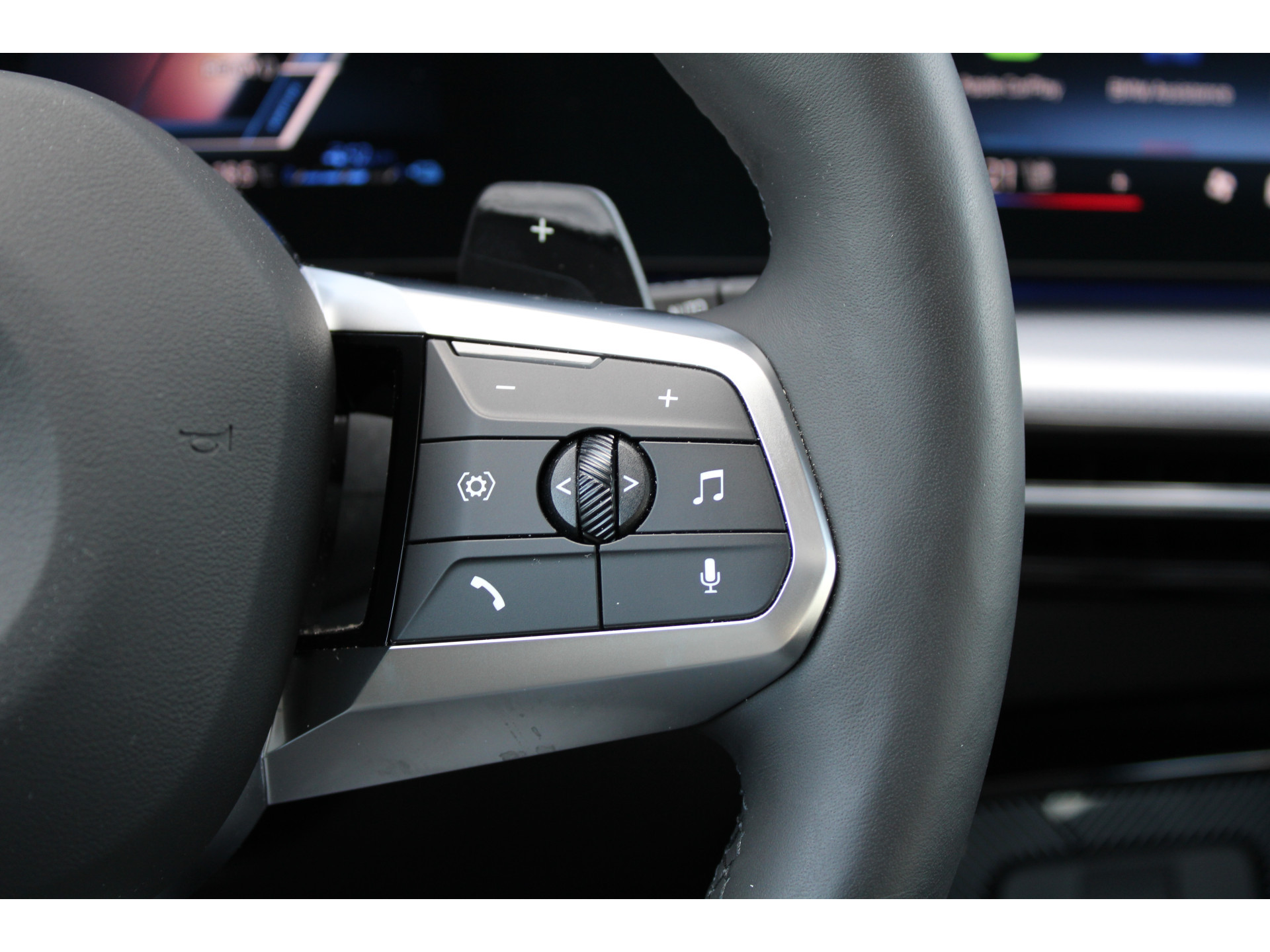 BMW X1 xDrive30e 47110407-22.jpg | ROS Automotive