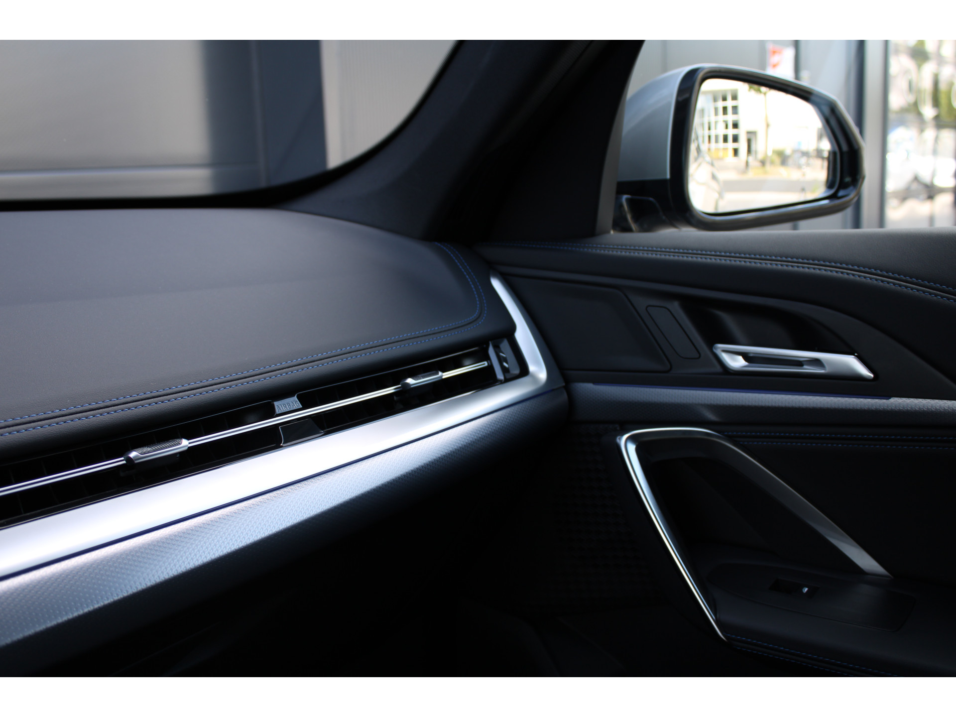 BMW X1 xDrive30e 47110407-33.jpg | ROS Automotive