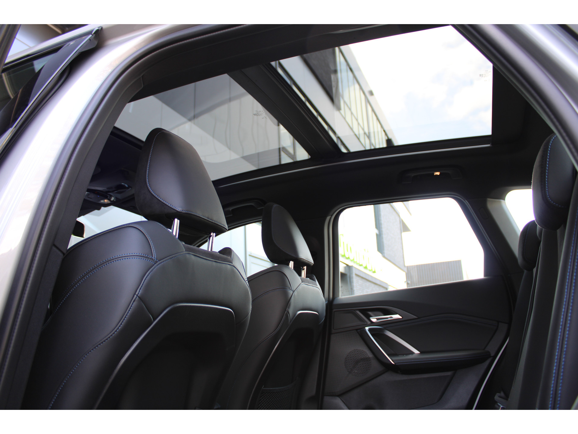 BMW X1 xDrive30e 47110407-34.jpg | ROS Automotive