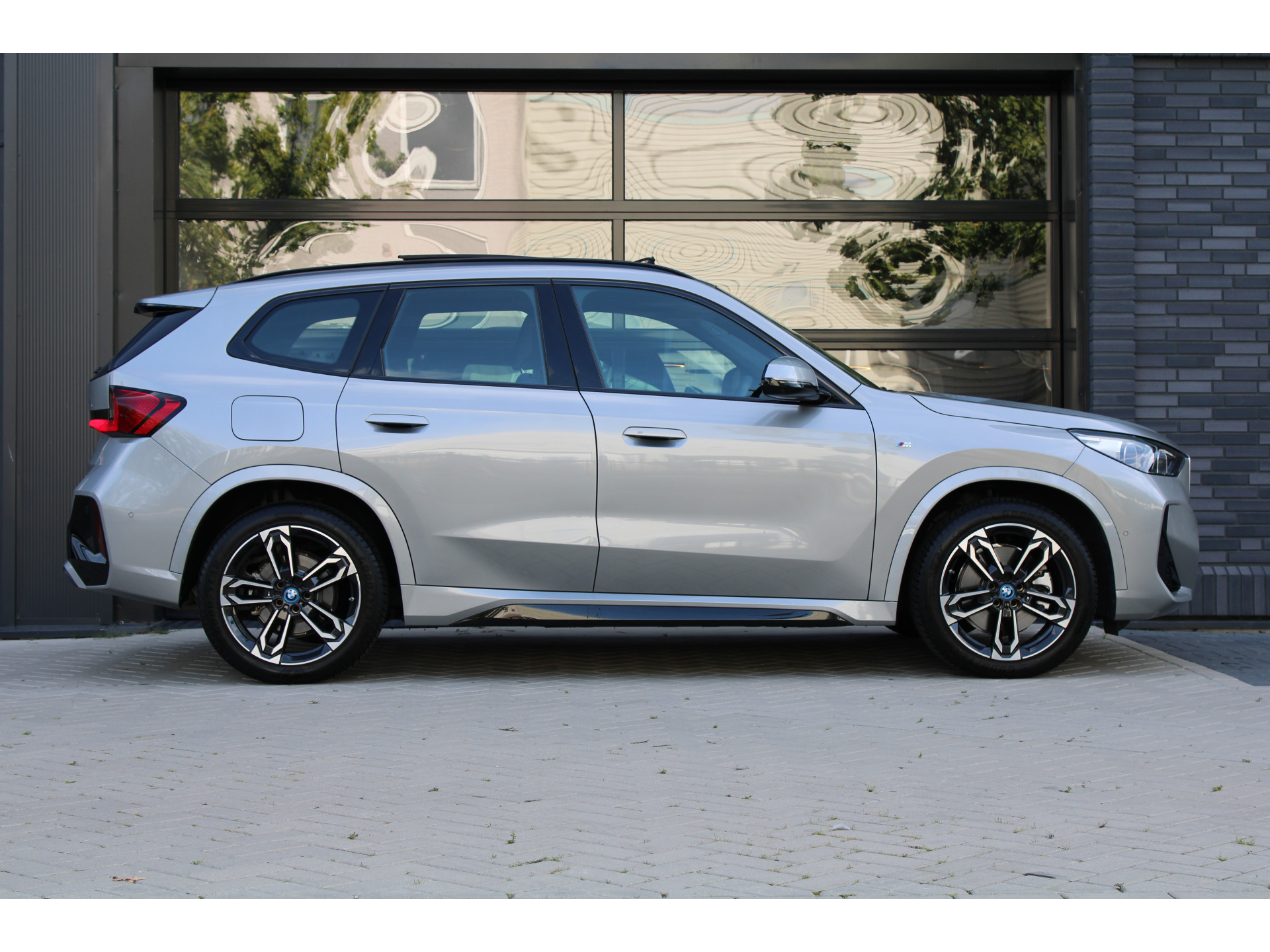 BMW X1 xDrive30e 47110407-7.jpg | ROS Automotive