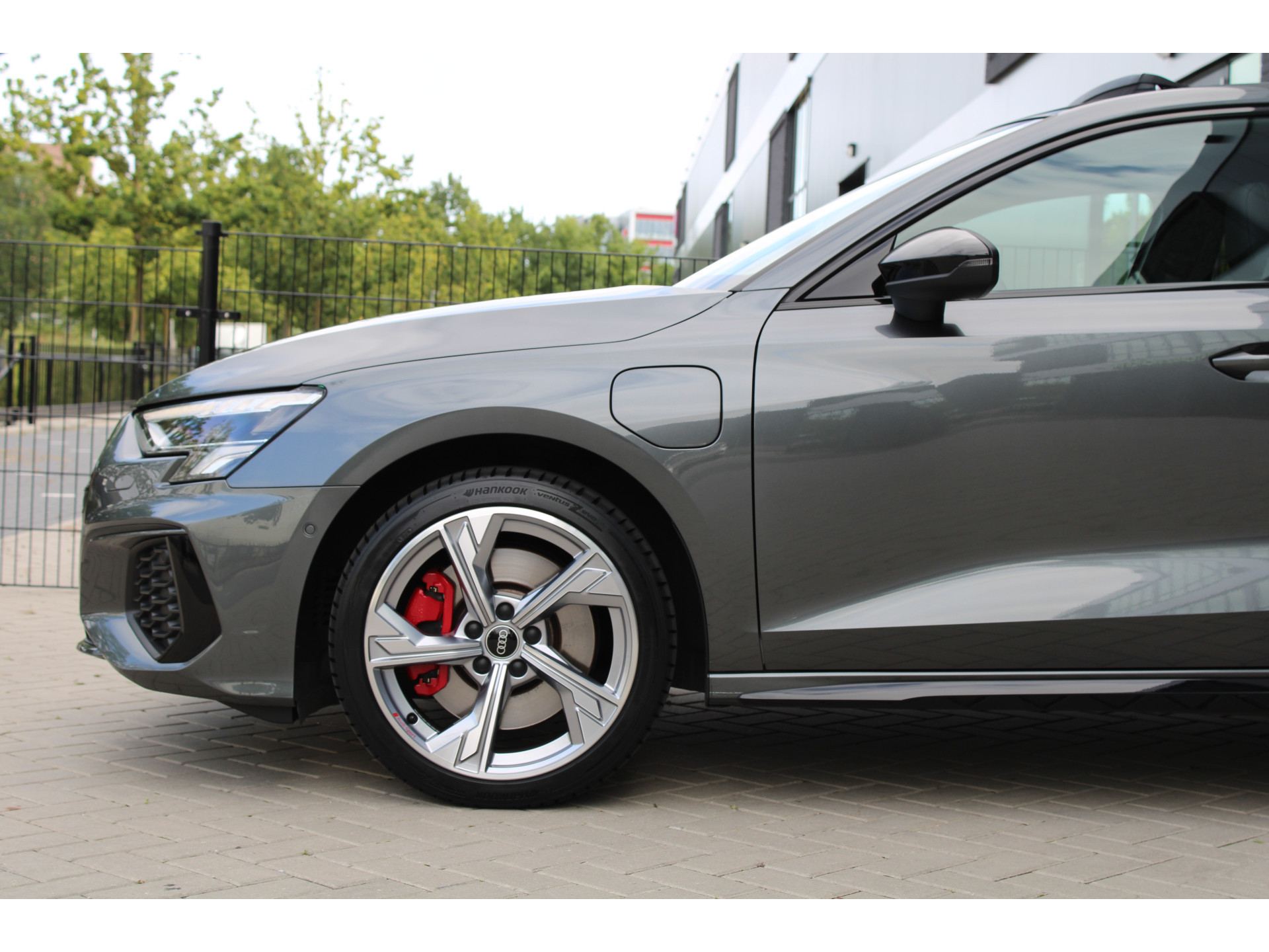 Audi A3 Sportback 45 TFSI e S edition Competition 47111180-13.jpg | ROS Automotive
