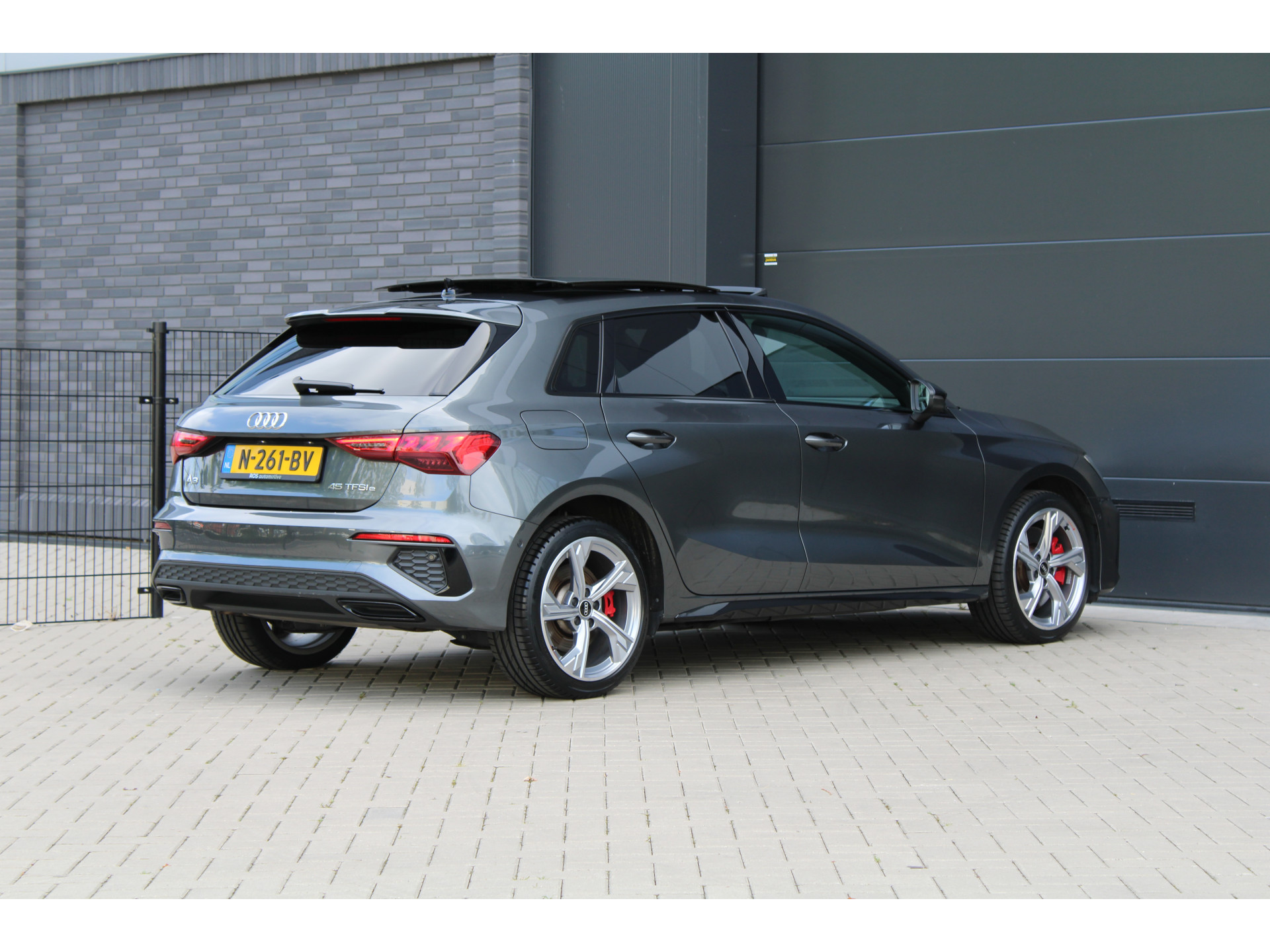 Audi A3 Sportback 45 TFSI e S edition Competition 47111180-45.jpg | ROS Automotive
