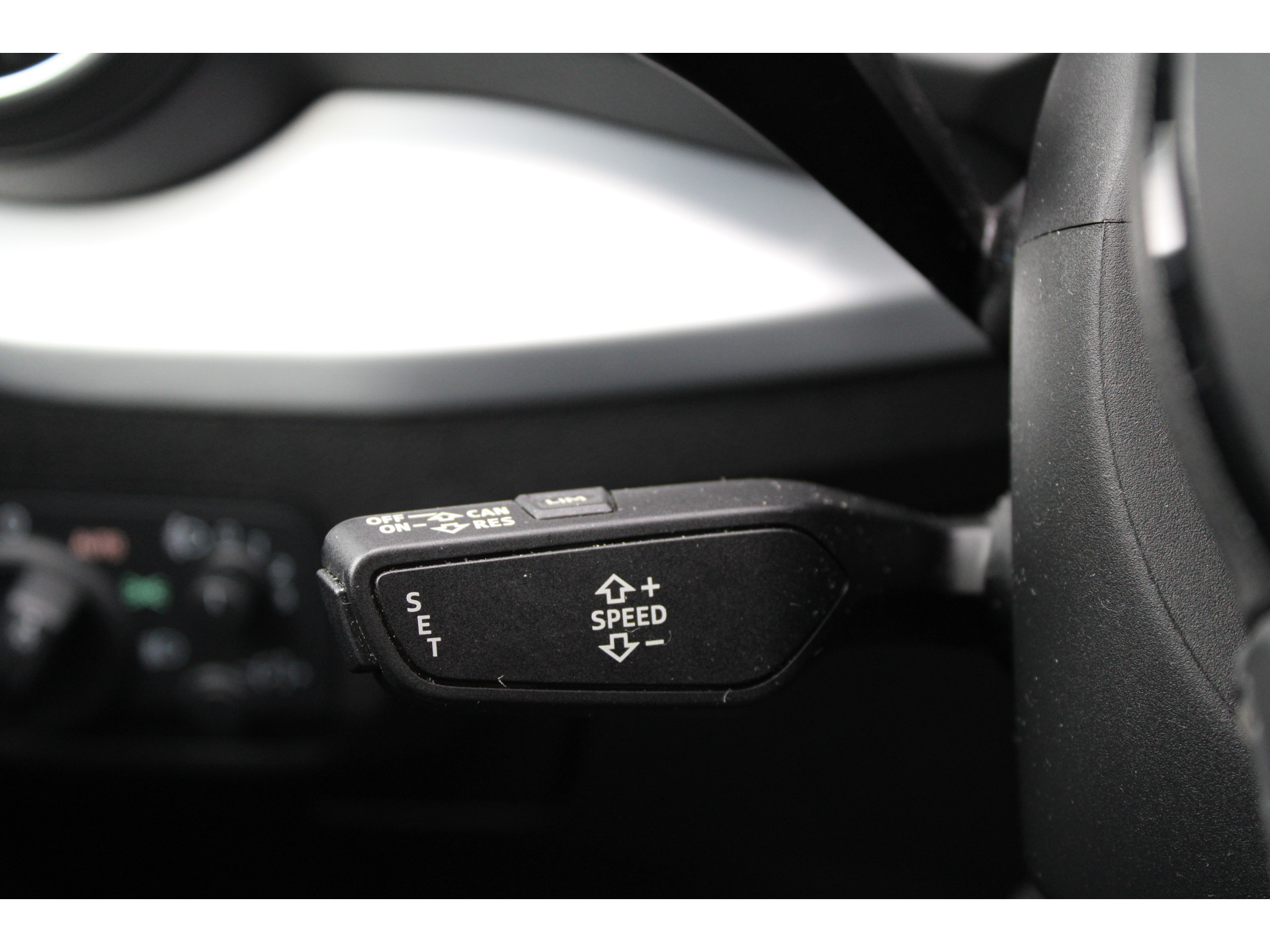 Audi Q2 35 TFSI CoD Sport 47158708-29.jpg | ROS Automotive