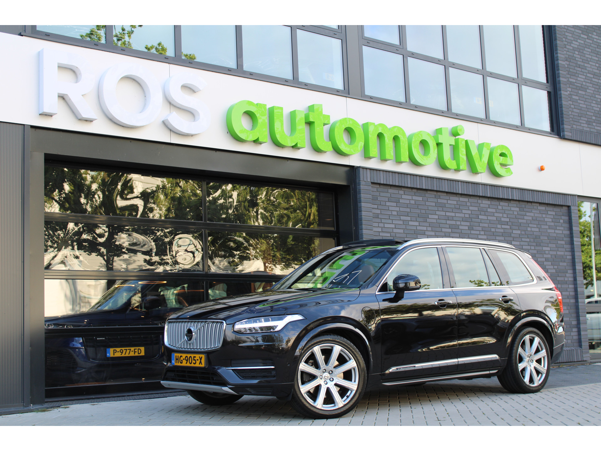 Volvo XC90 2.0 T8 Twin Engine AWD Inscription 47159307-0.jpg | ROS Automotive