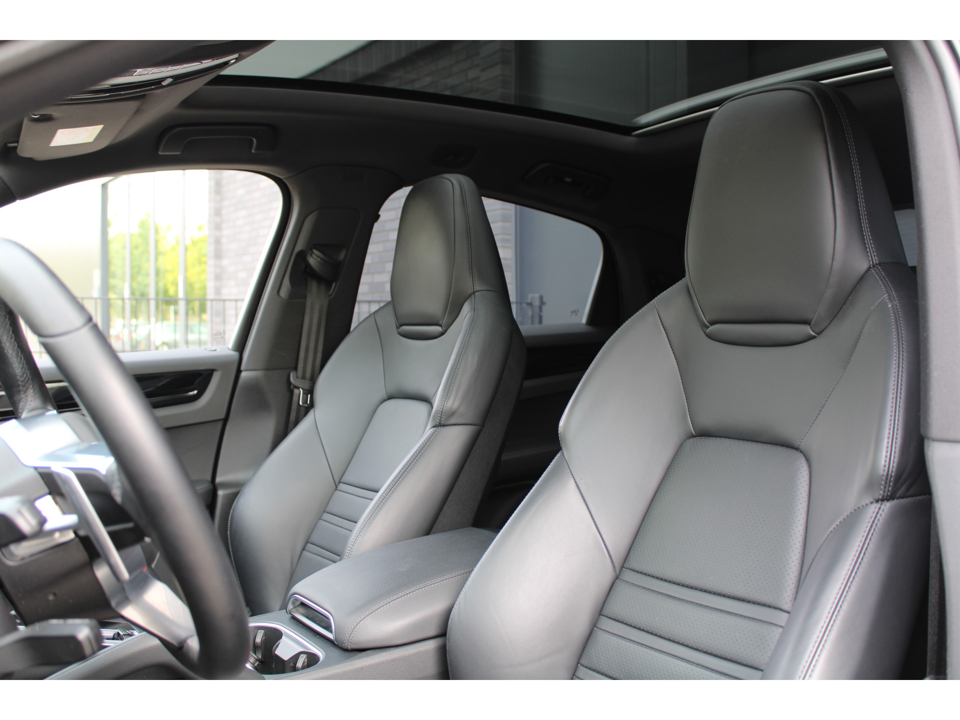 Porsche Cayenne Coupé 3.0 E-Hybrid Platinum Edition 47283474-23.jpg | ROS Automotive