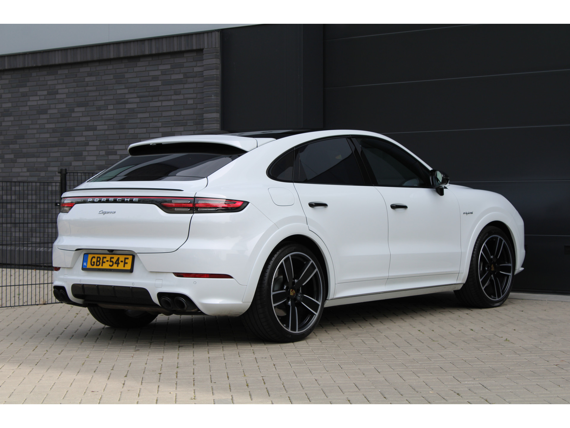 Porsche Cayenne Coupé 3.0 E-Hybrid Platinum Edition 47283474-59.jpg | ROS Automotive
