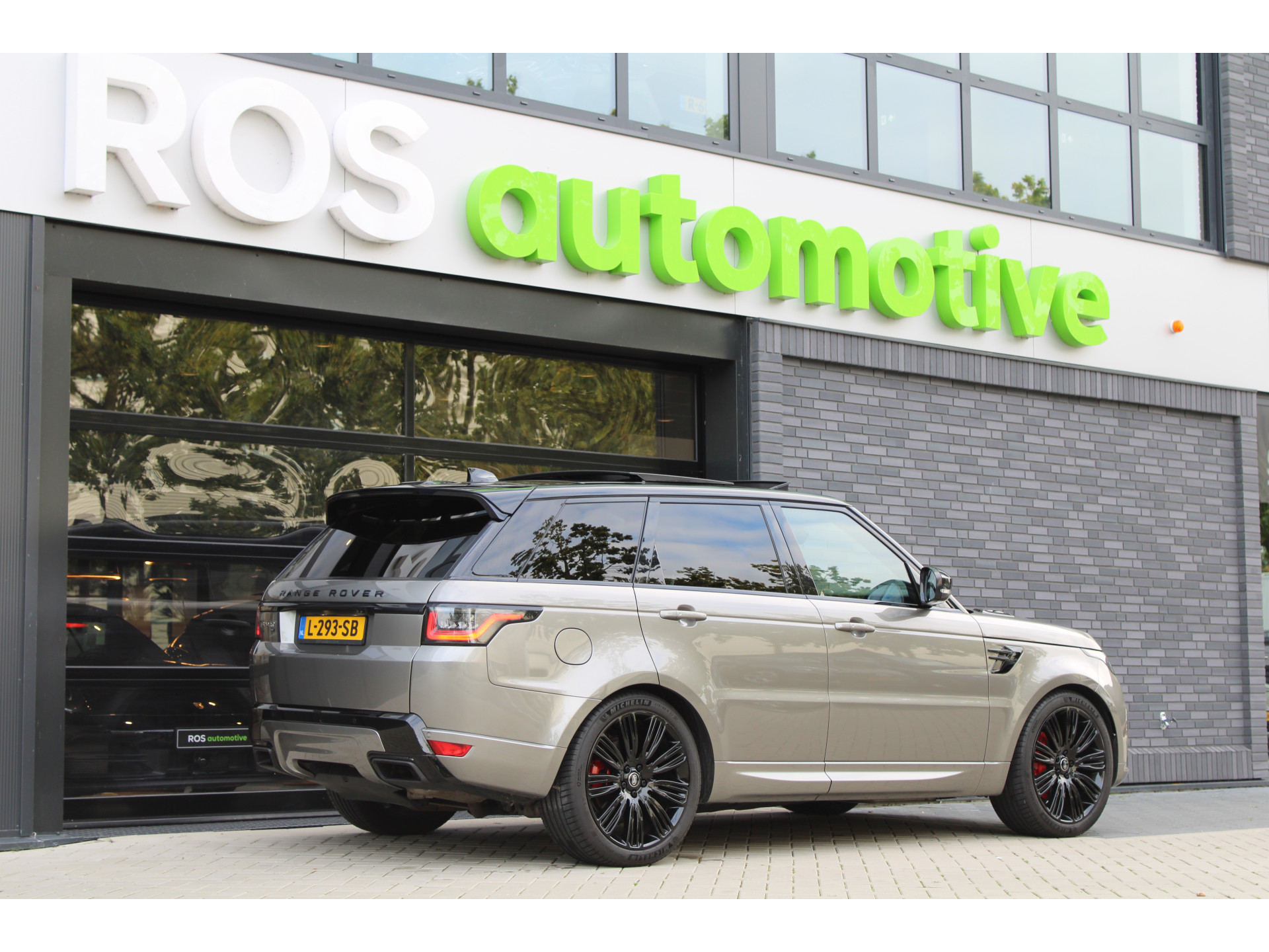Land Rover Range Rover Sport D300 HSE Dynamic 47765676-1.jpg | ROS Automotive