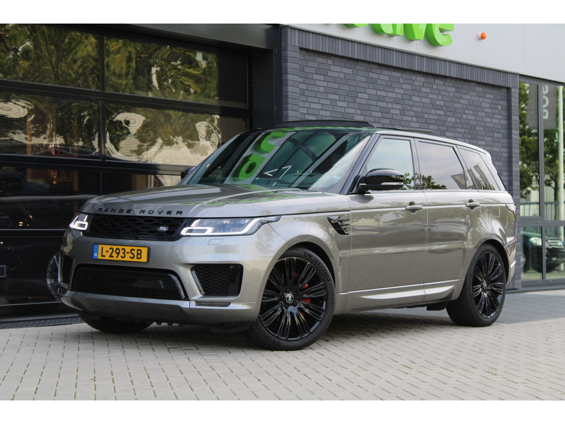 Land Rover Range Rover Sport D300 HSE Dynamic 47765676-3.jpg | ROS Automotive