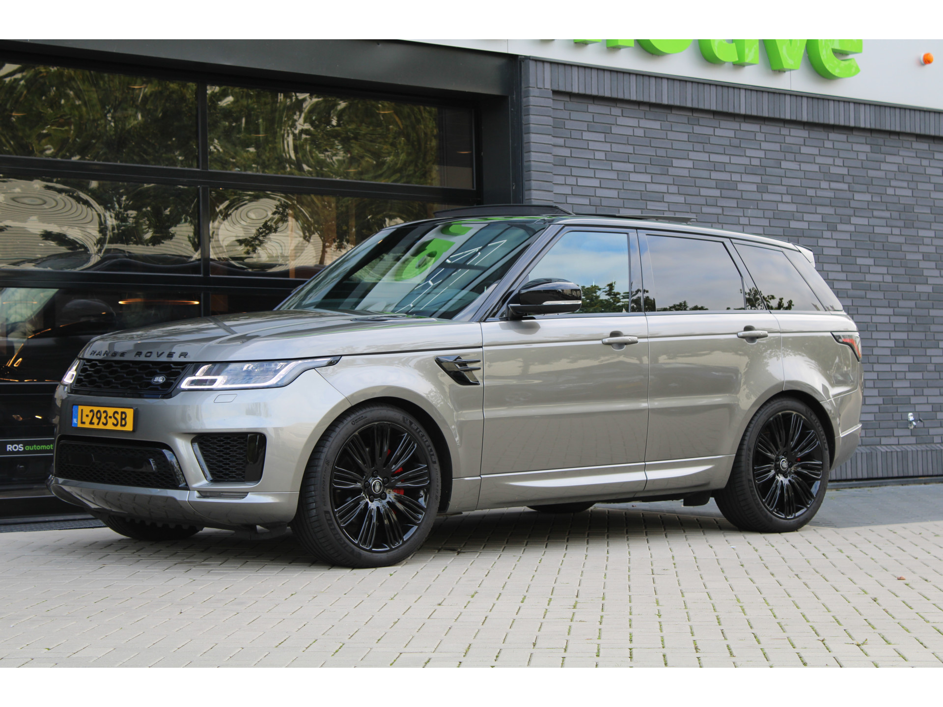 Land Rover Range Rover Sport D300 HSE Dynamic 47765676-4.jpg | ROS Automotive