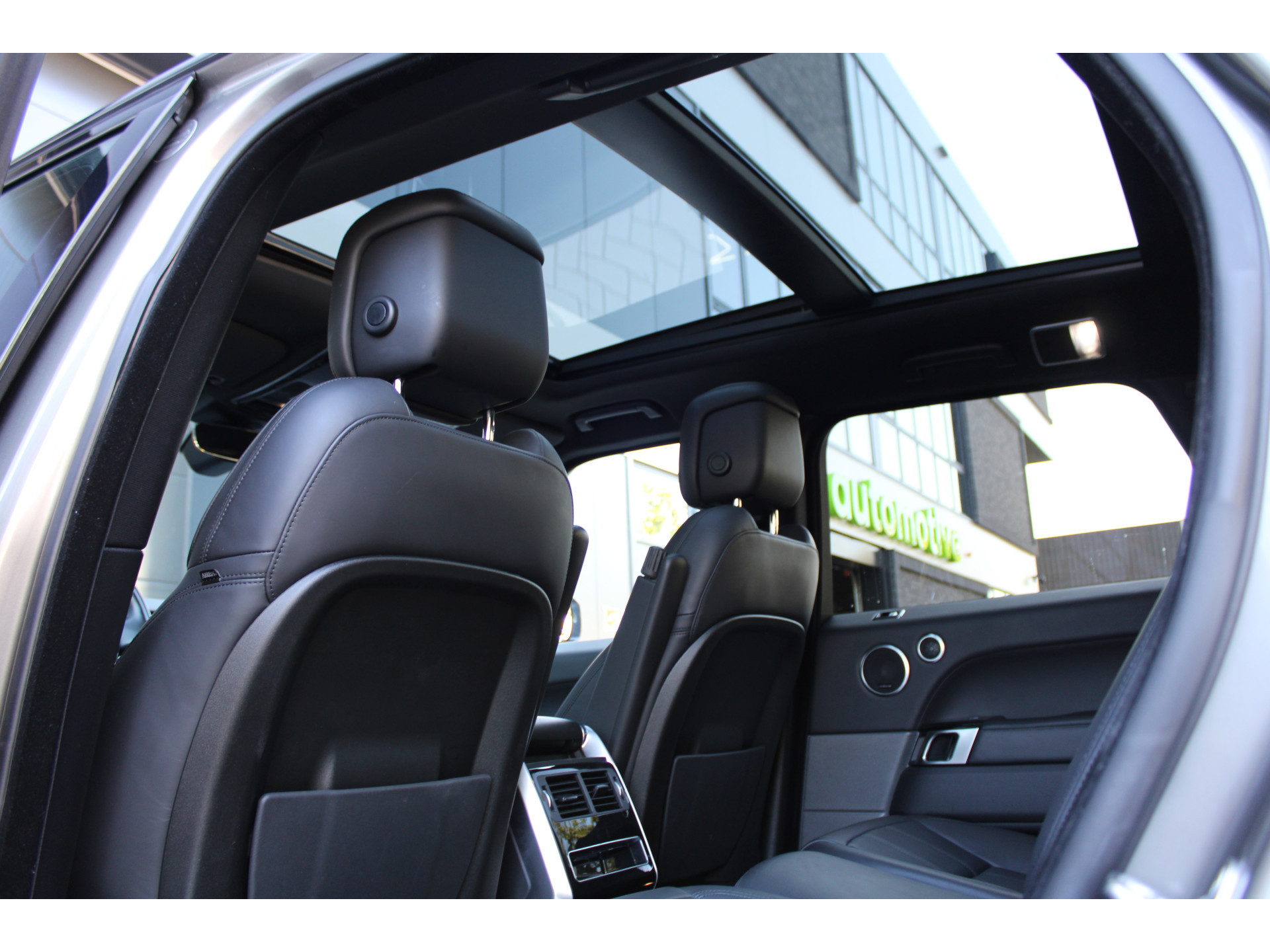 Land Rover Range Rover Sport D300 HSE Dynamic 47765676-40.jpg | ROS Automotive