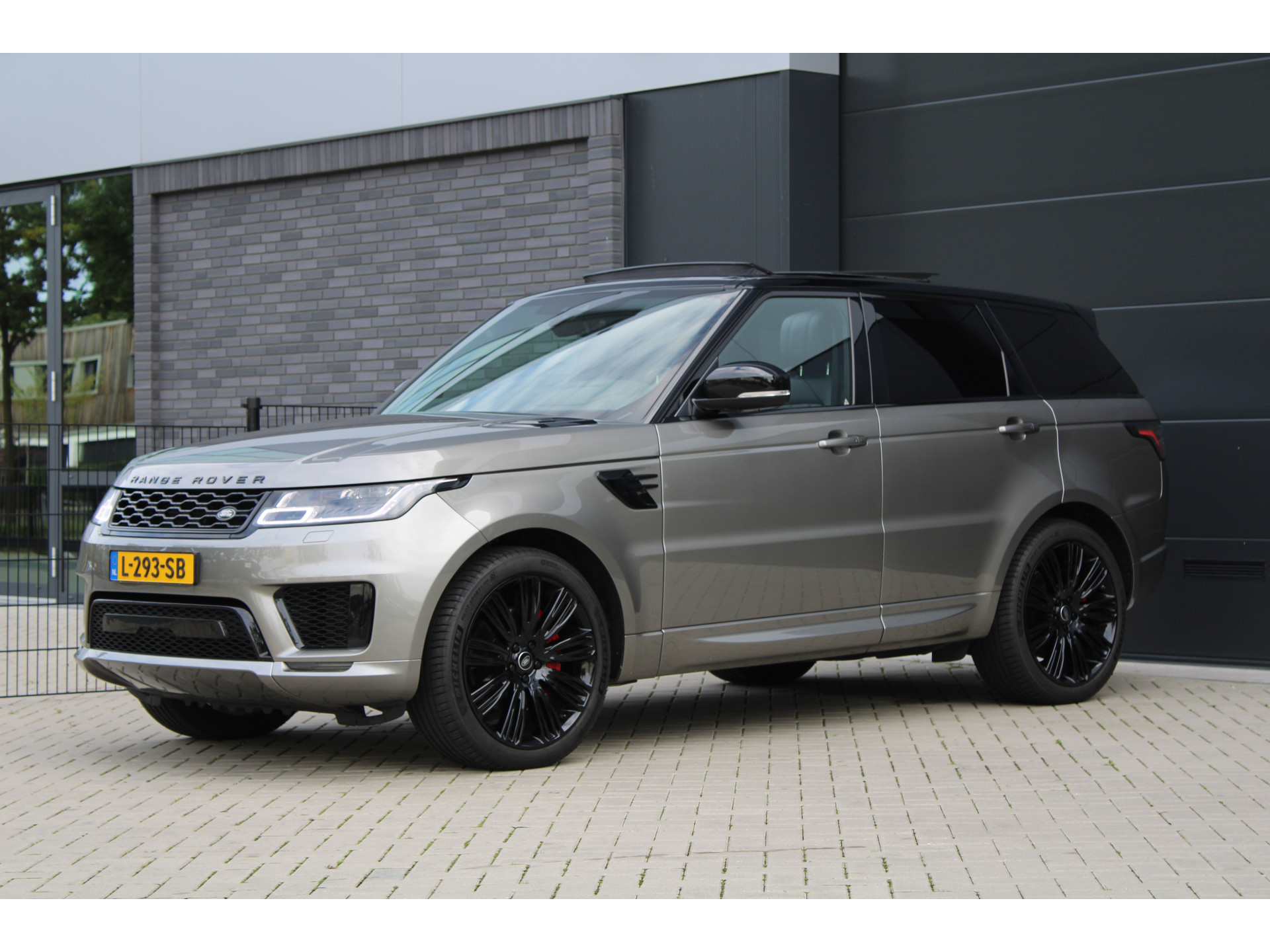 Land Rover Range Rover Sport D300 HSE Dynamic 47765676-49.jpg | ROS Automotive