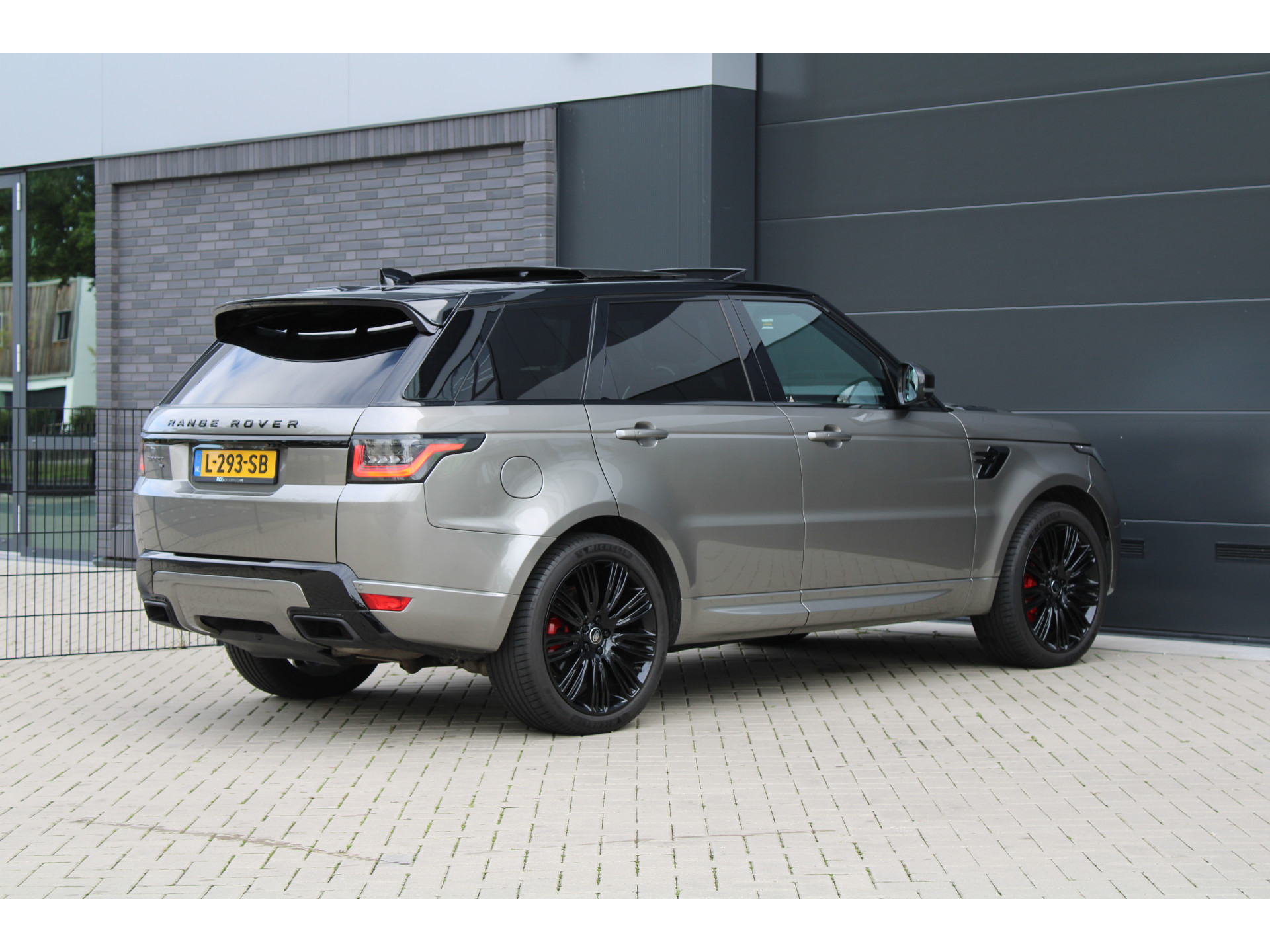 Land Rover Range Rover Sport D300 HSE Dynamic 47765676-50.jpg | ROS Automotive