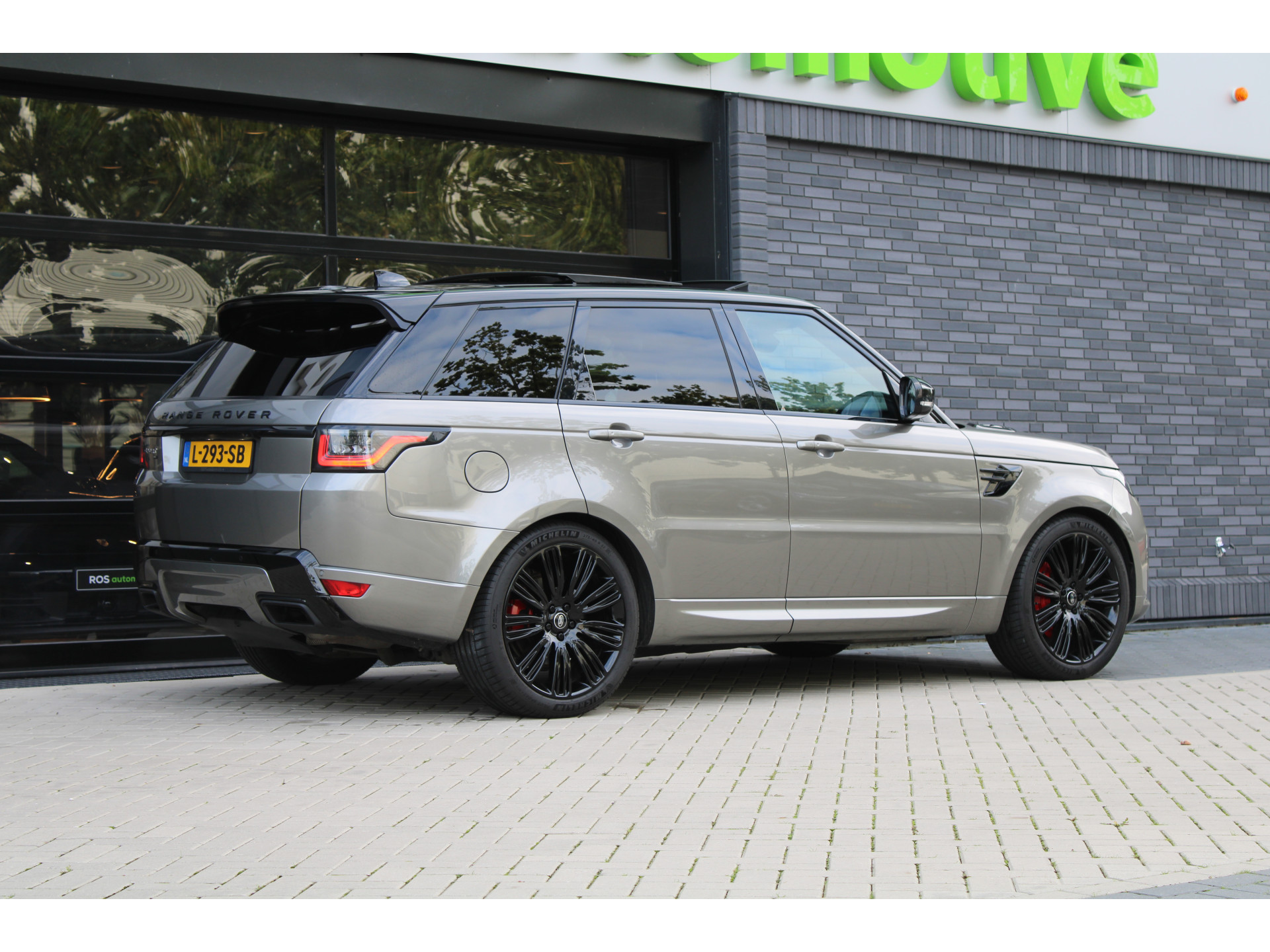 Land Rover Range Rover Sport D300 HSE Dynamic 47765676-8.jpg | ROS Automotive