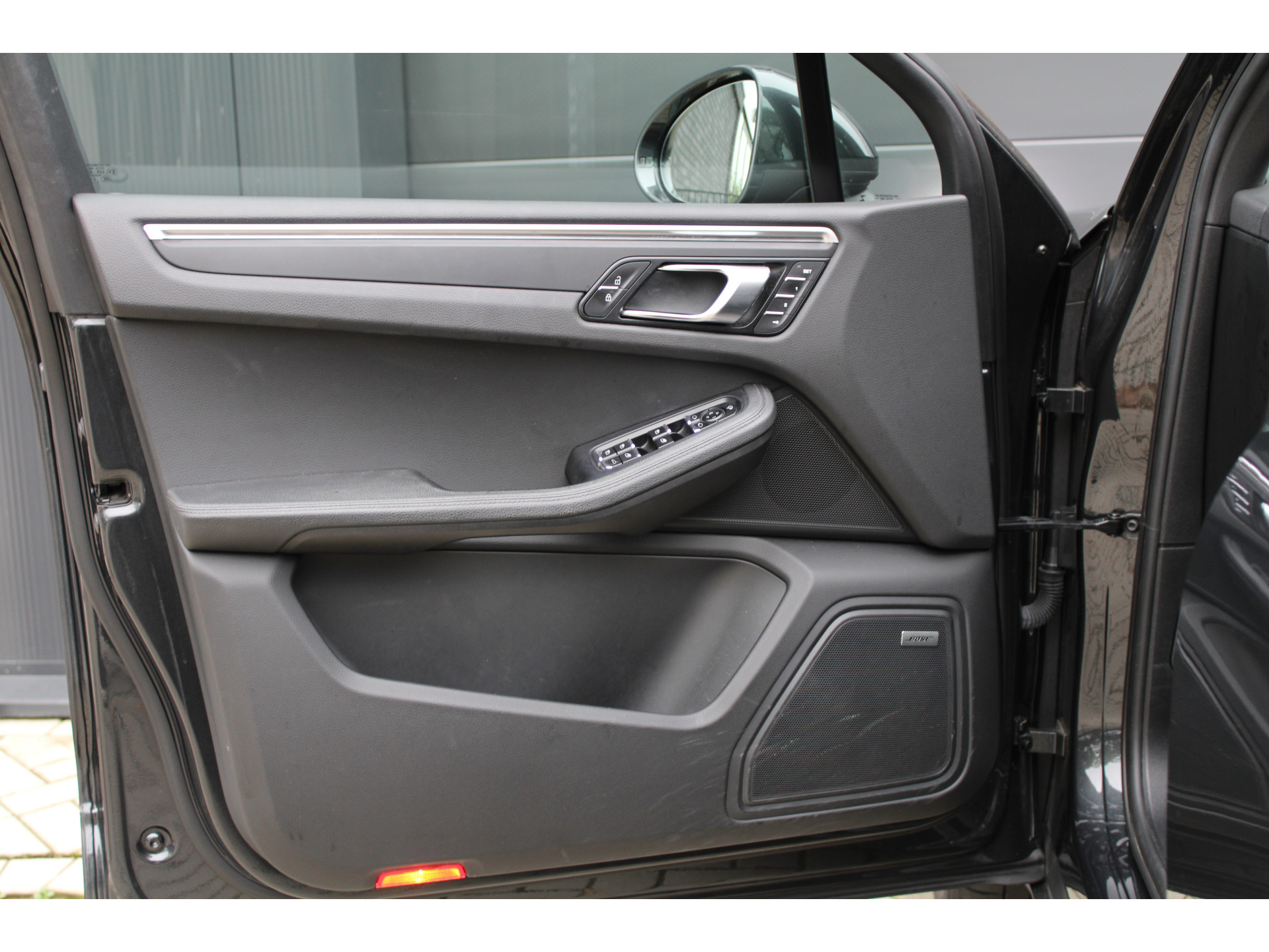 Porsche Macan 2.0 47939190-12.jpg | ROS Automotive