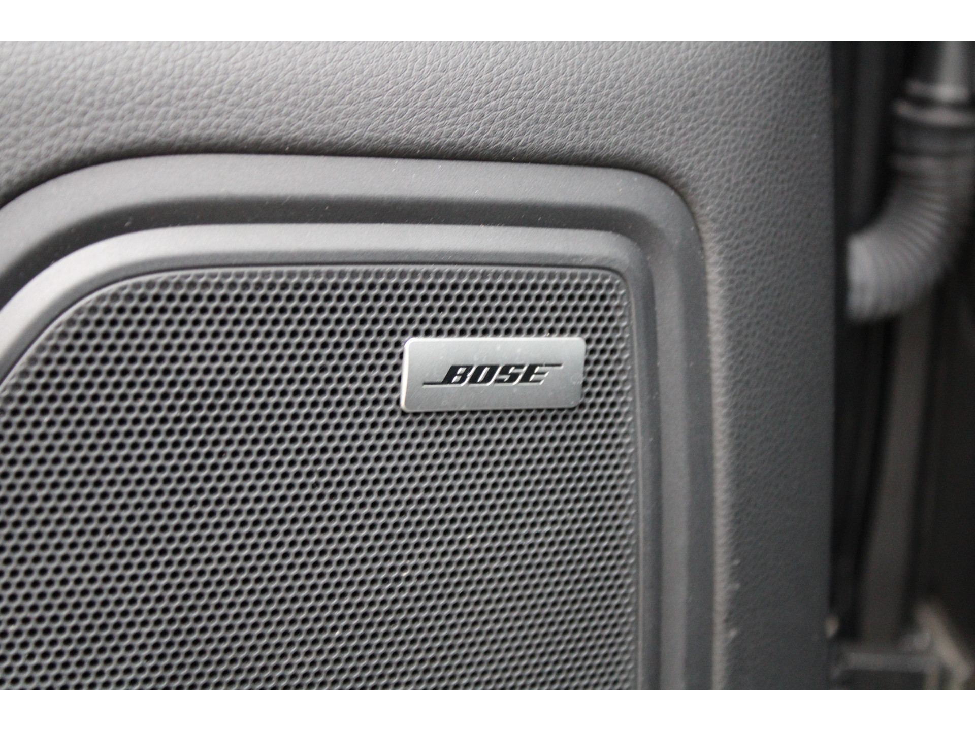 Porsche Macan 2.0 47939190-14.jpg | ROS Automotive