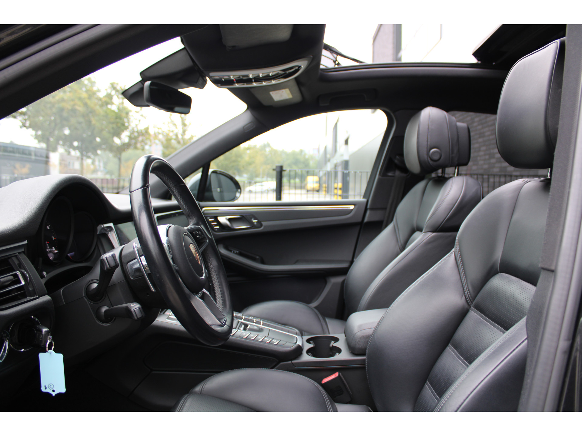 Porsche Macan 2.0 47939190-16.jpg | ROS Automotive