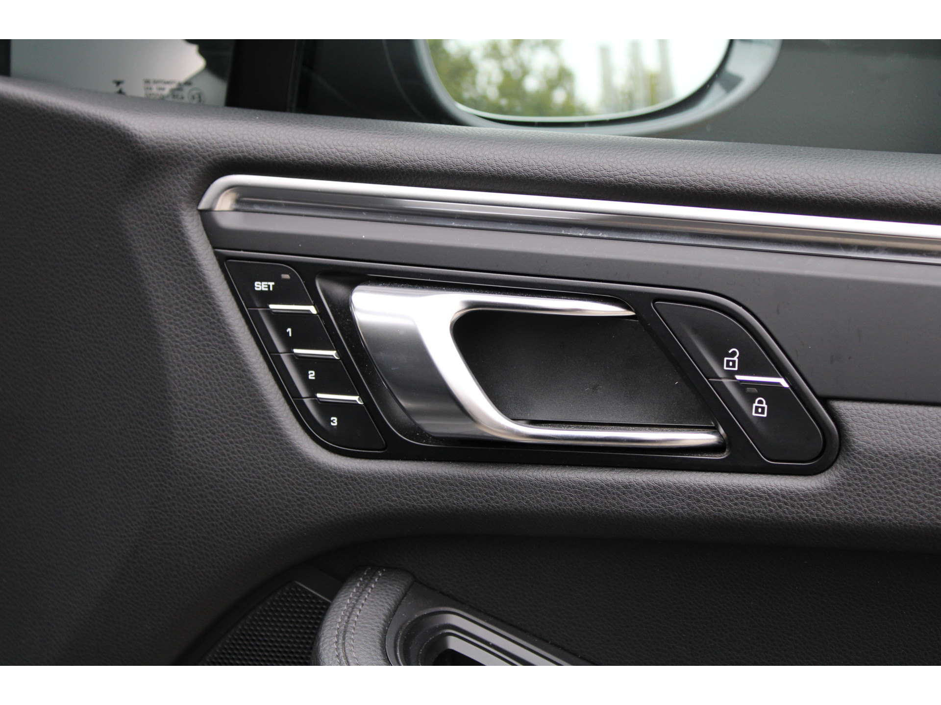 Porsche Macan 2.0 47939190-21.jpg | ROS Automotive