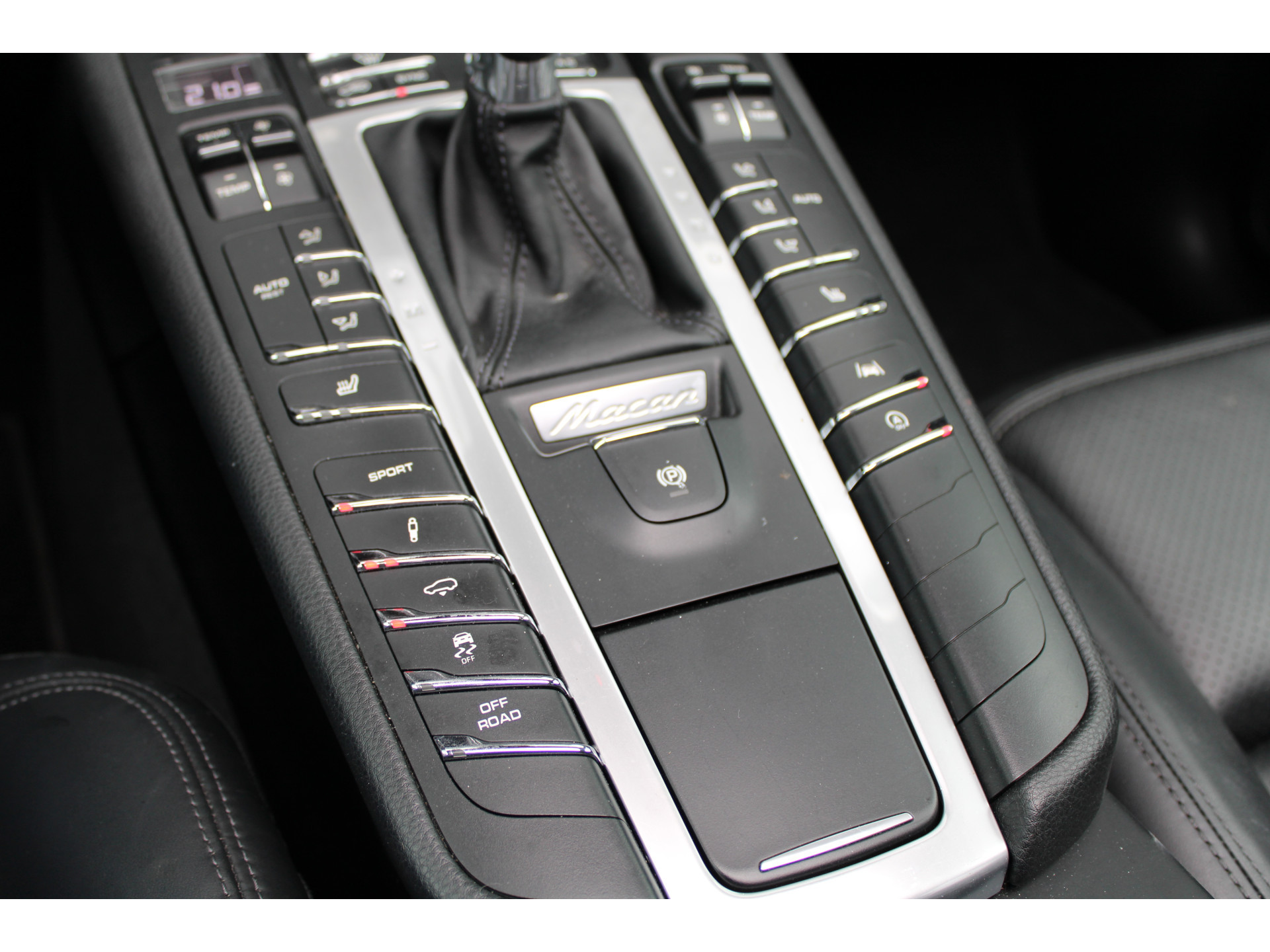 Porsche Macan 2.0 47939190-29.jpg | ROS Automotive