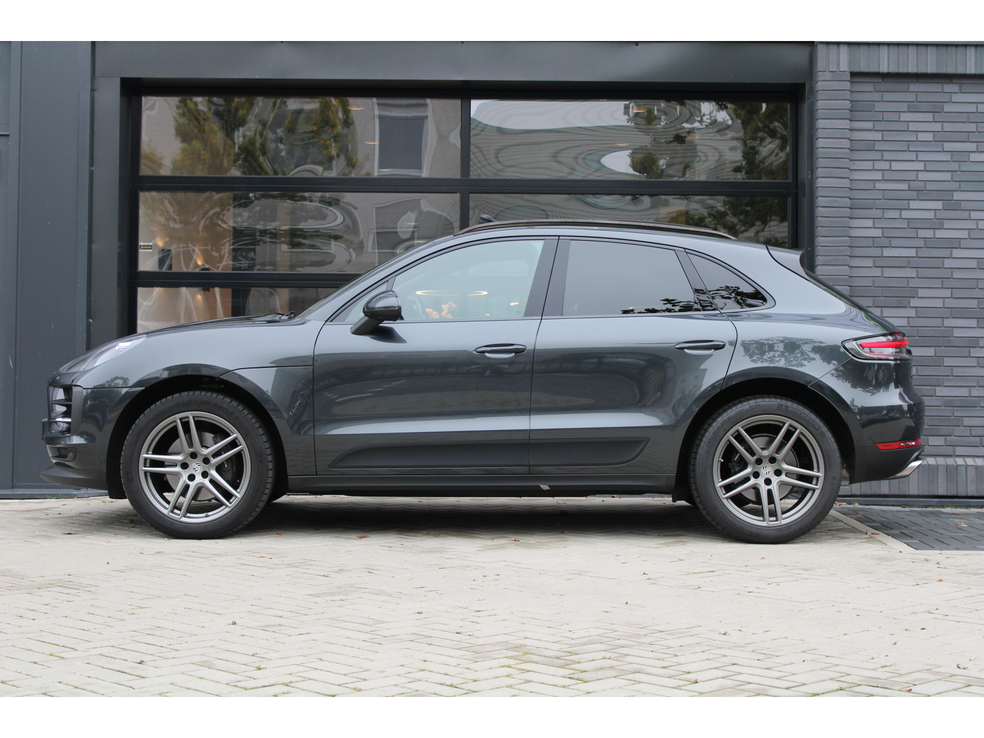 Porsche Macan 2.0 47939190-6.jpg | ROS Automotive