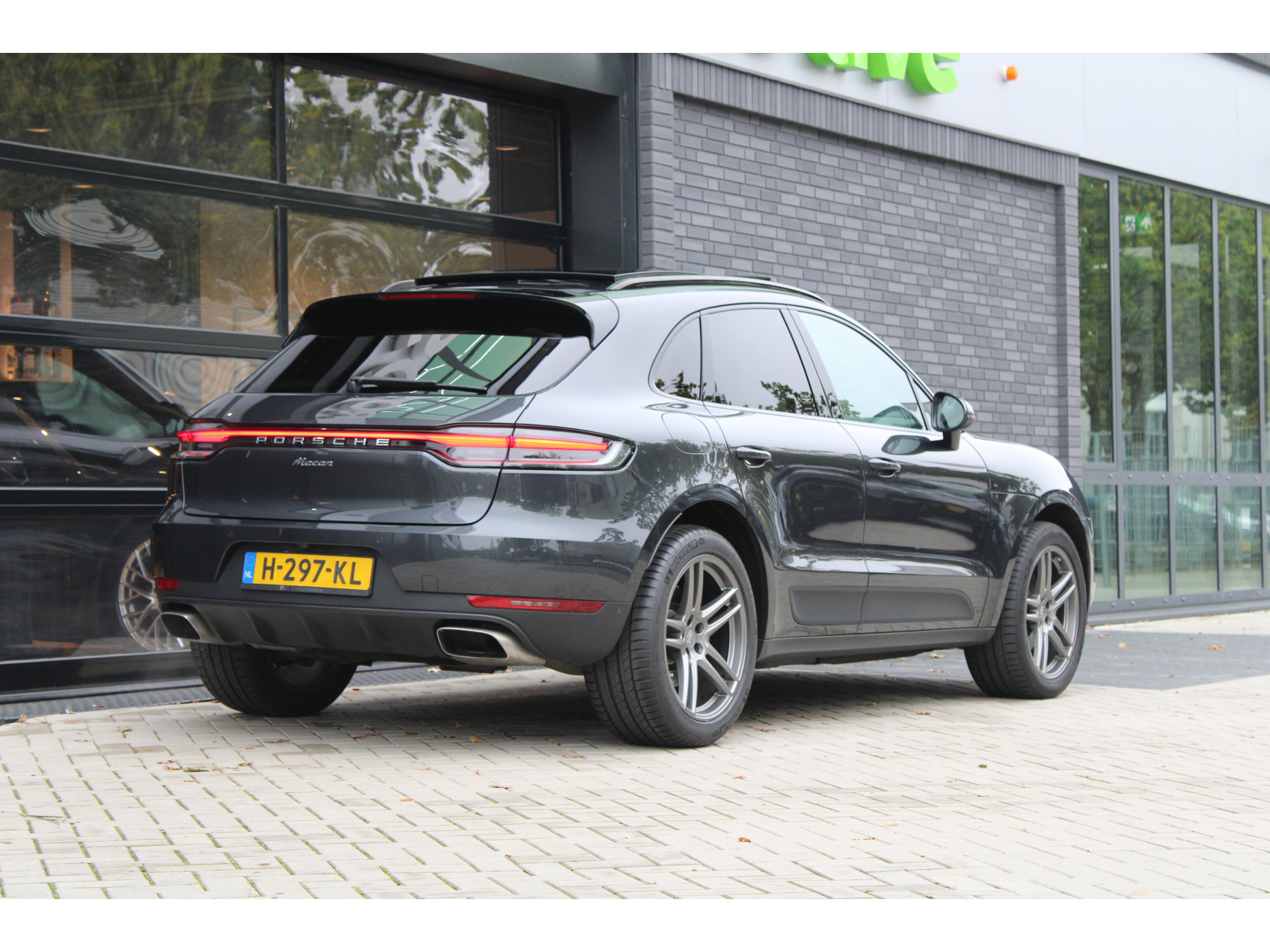 Porsche Macan 2.0 47939190-9.jpg | ROS Automotive