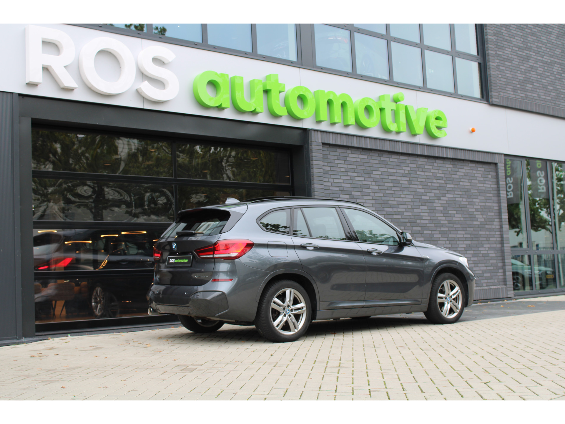 BMW X1 xDrive25e High Executive M-SPORT 47939704-1.jpg | ROS Automotive