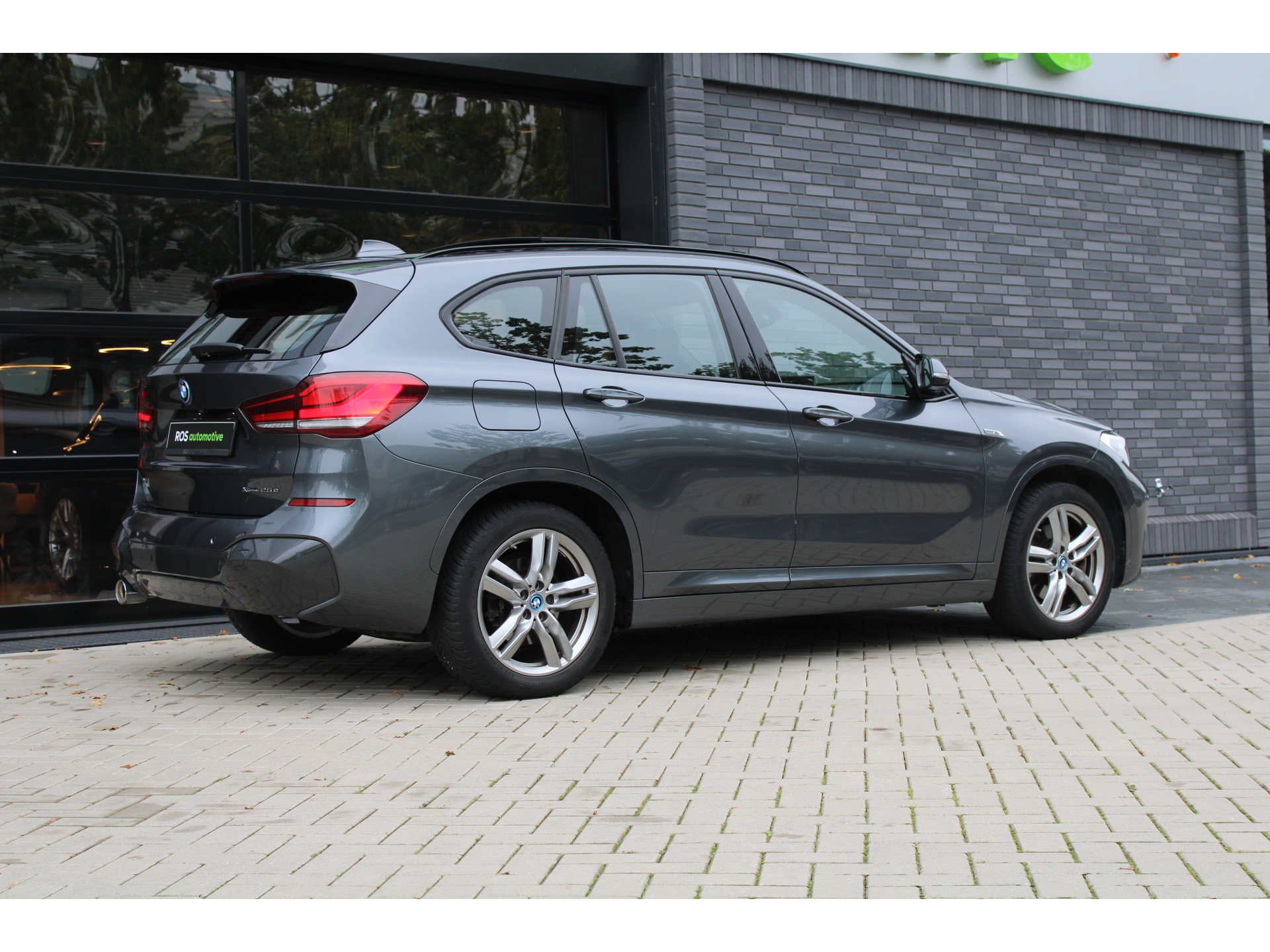 BMW X1 xDrive25e High Executive M-SPORT 47939704-10.jpg | ROS Automotive