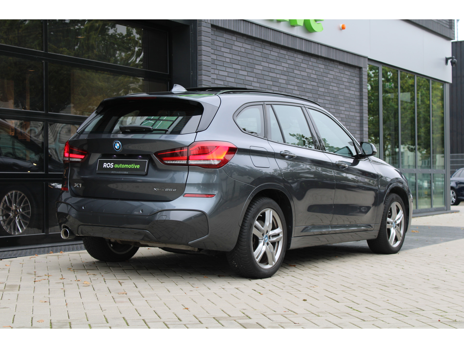 BMW X1 xDrive25e High Executive M-SPORT 47939704-11.jpg | ROS Automotive