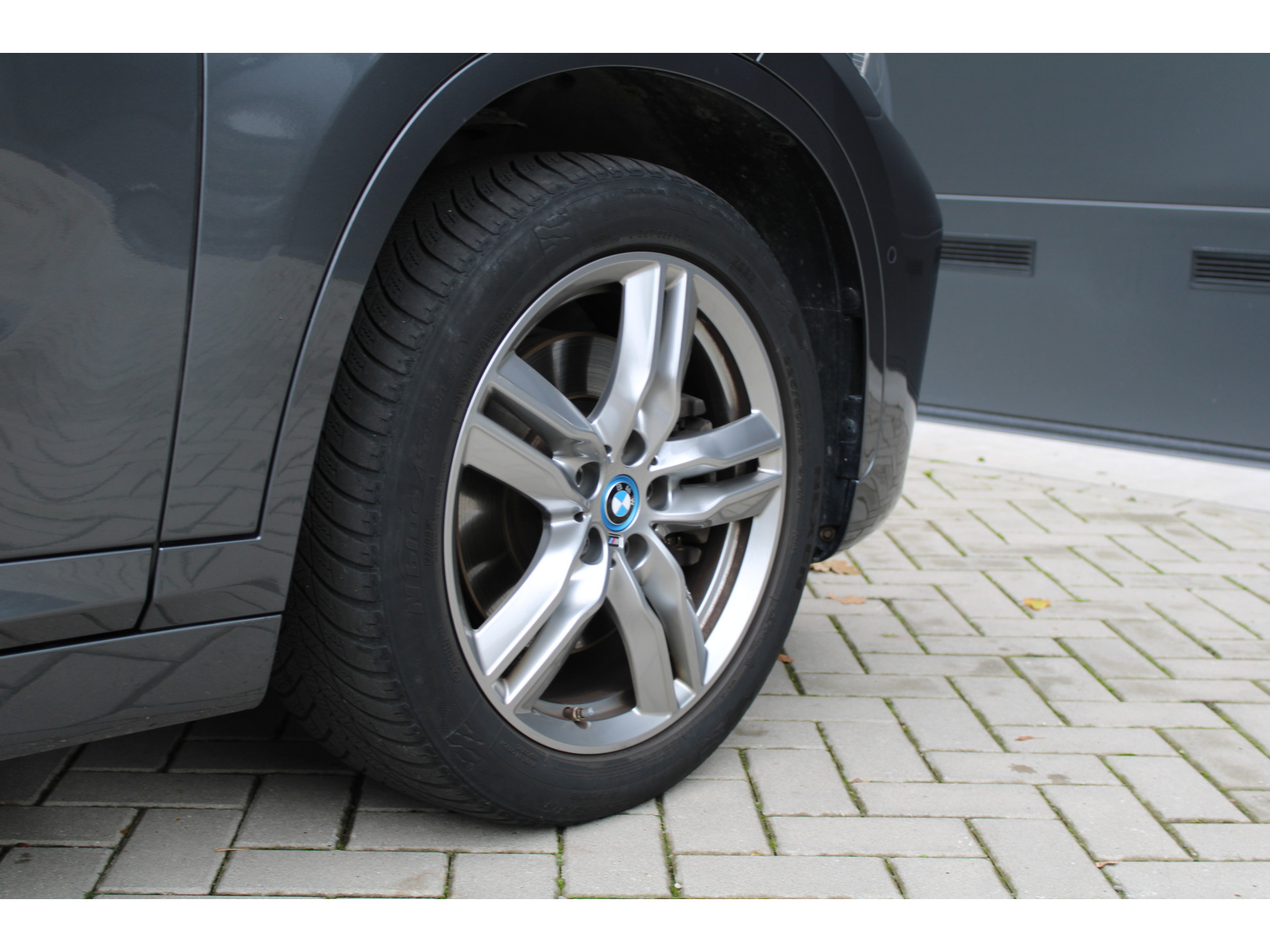 BMW X1 xDrive25e High Executive M-SPORT 47939704-14.jpg | ROS Automotive