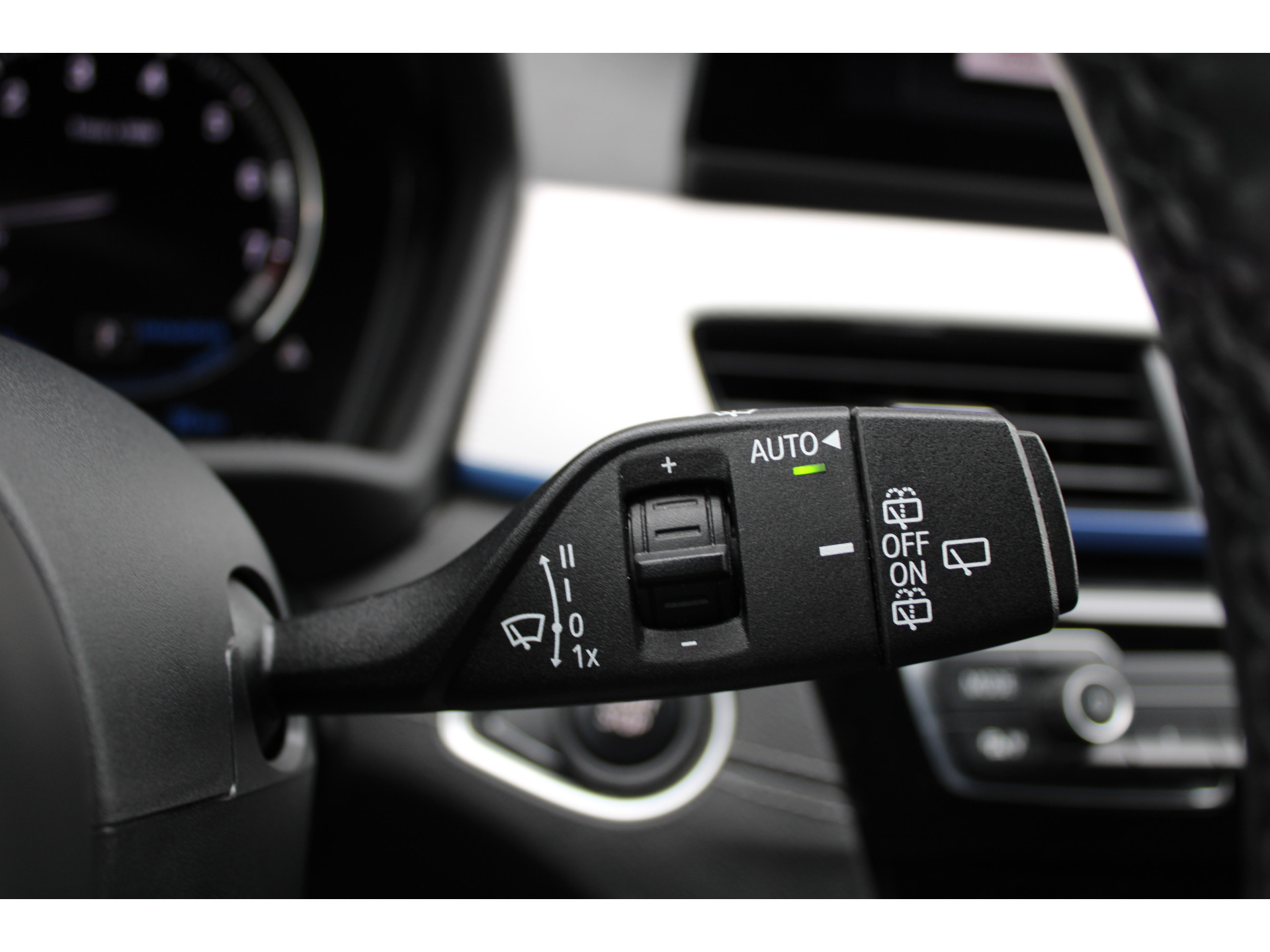 BMW X1 xDrive25e High Executive M-SPORT 47939704-30.jpg | ROS Automotive