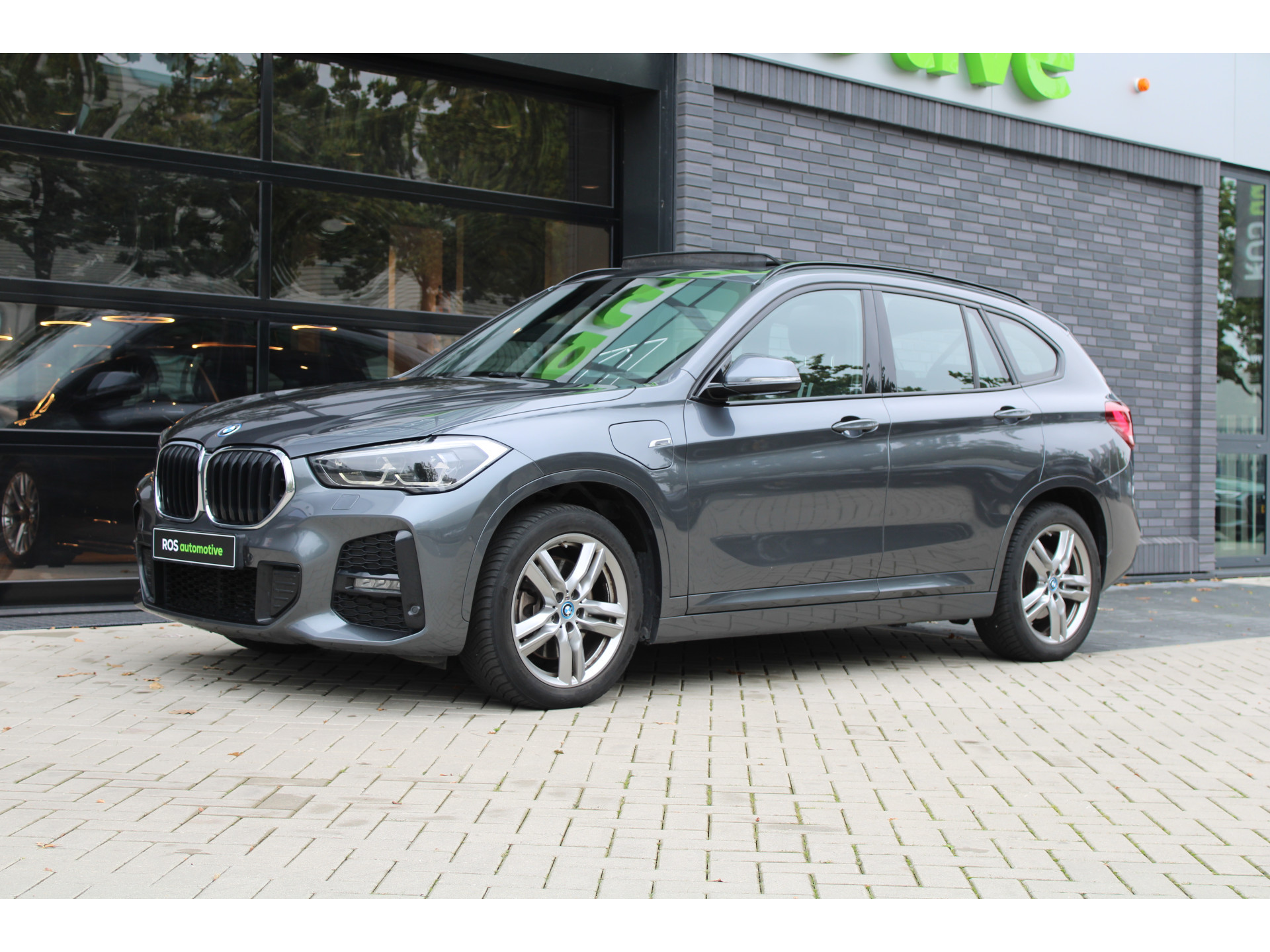 BMW X1 xDrive25e High Executive M-SPORT 47939704-5.jpg | ROS Automotive